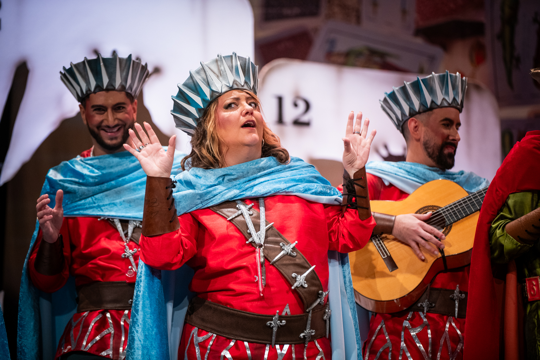 Comparsa, Los enemigos - Preliminares