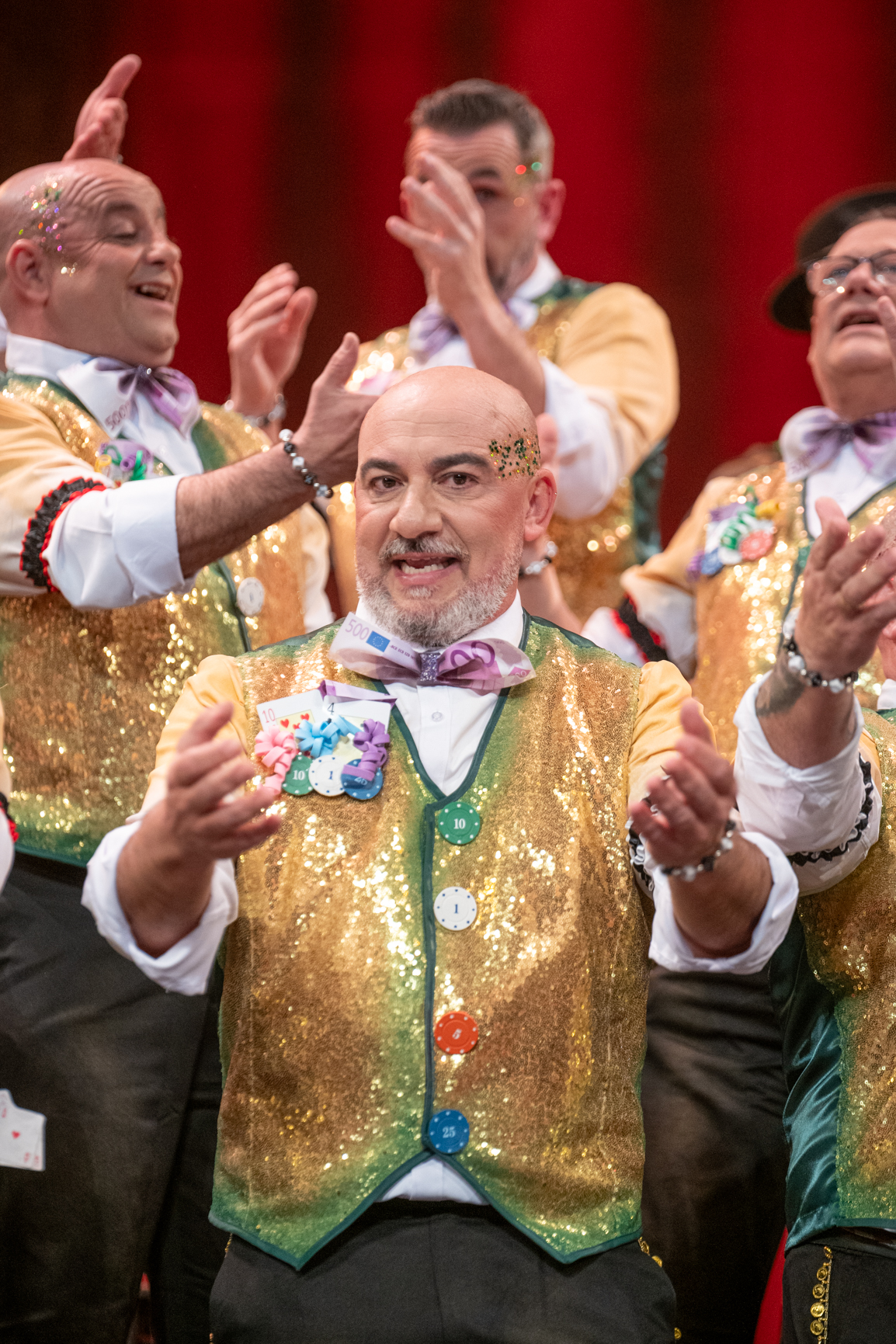 Coro, La suerte de Cádiz - Preliminares
