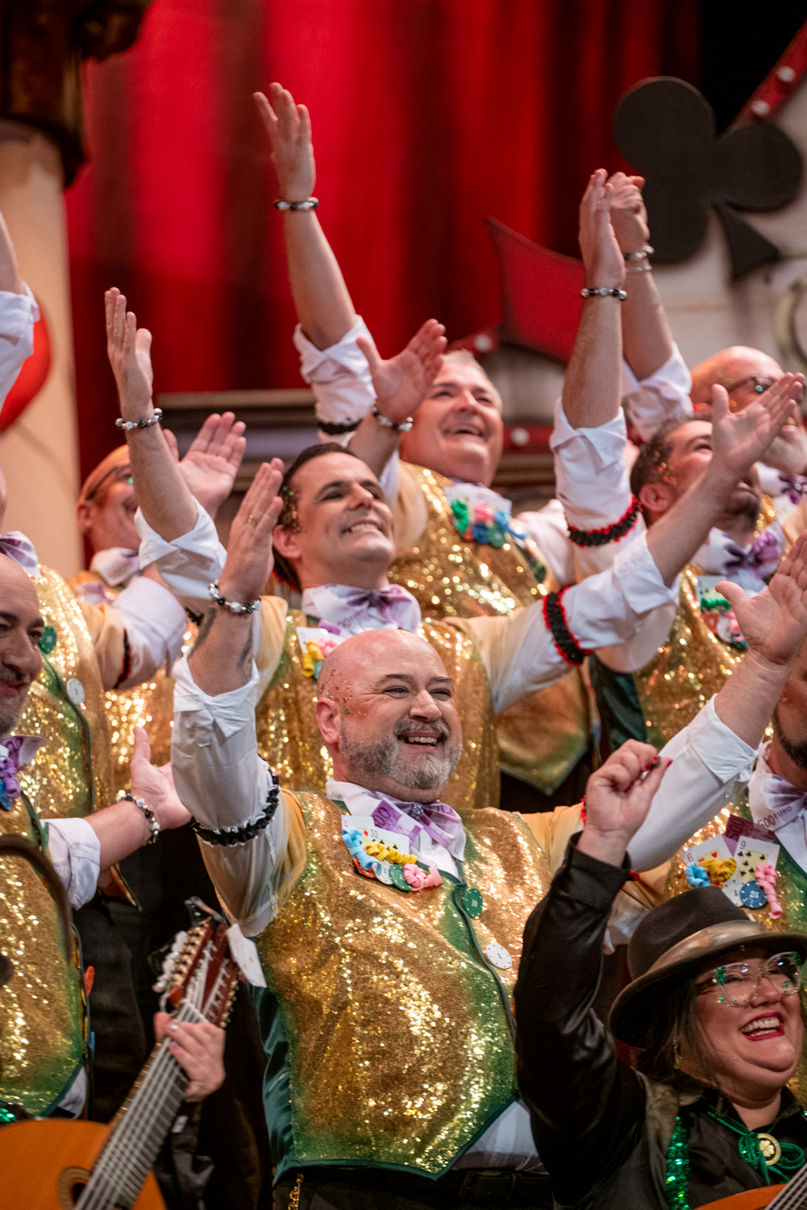 Coro, La suerte de Cádiz - Preliminares