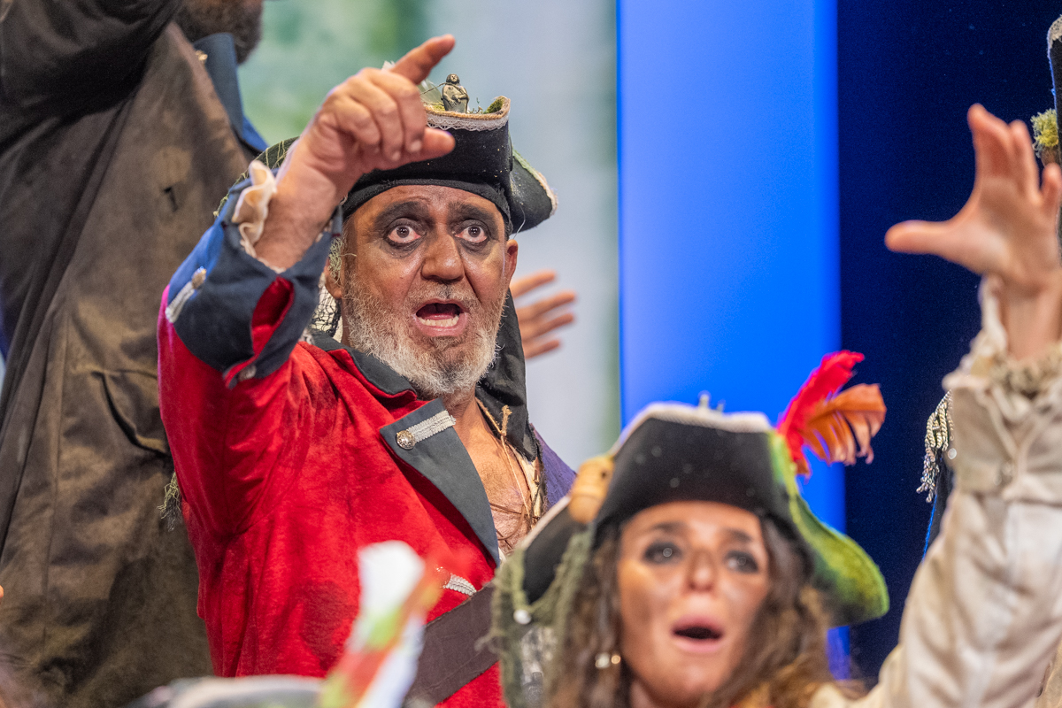 Coro, Al garete - Preliminares