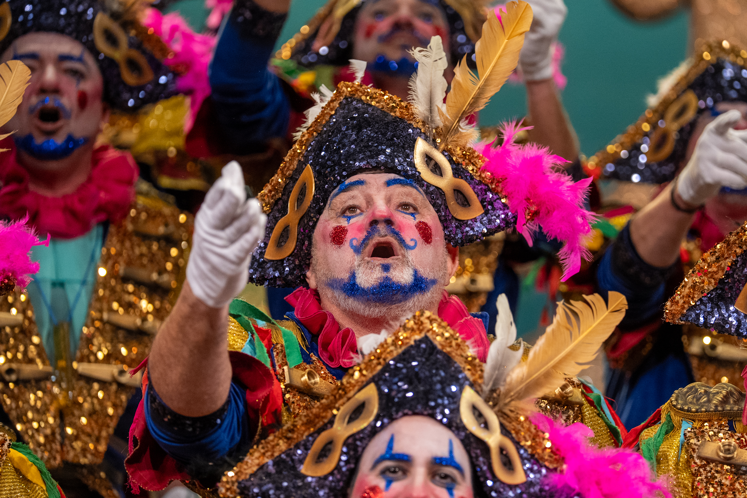 Coro, La Esencia - Preliminares