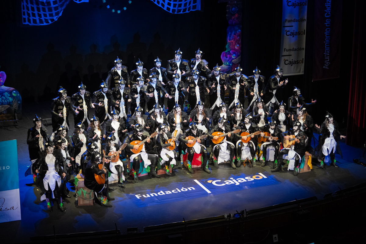 Coro, Las Gladitanas - Preliminares