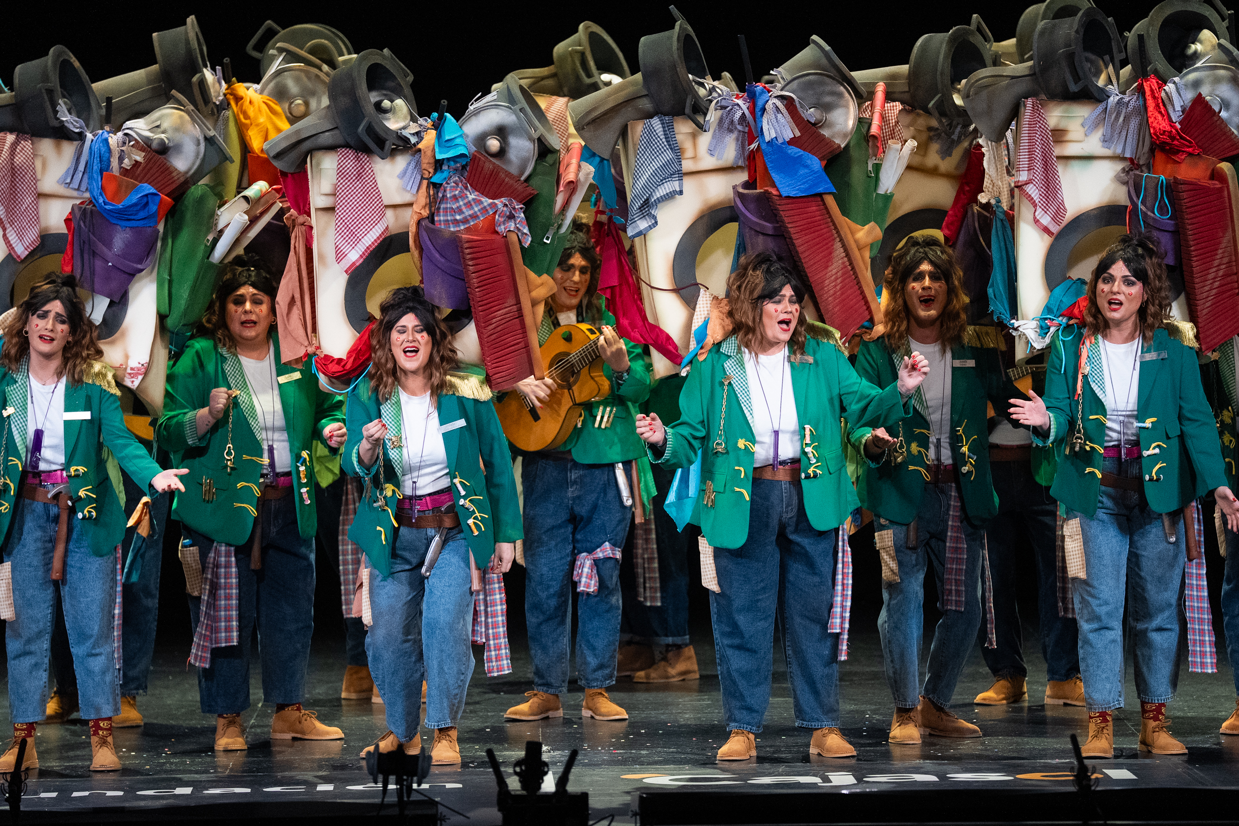 Comparsa, Las jorobadas - Cuartos