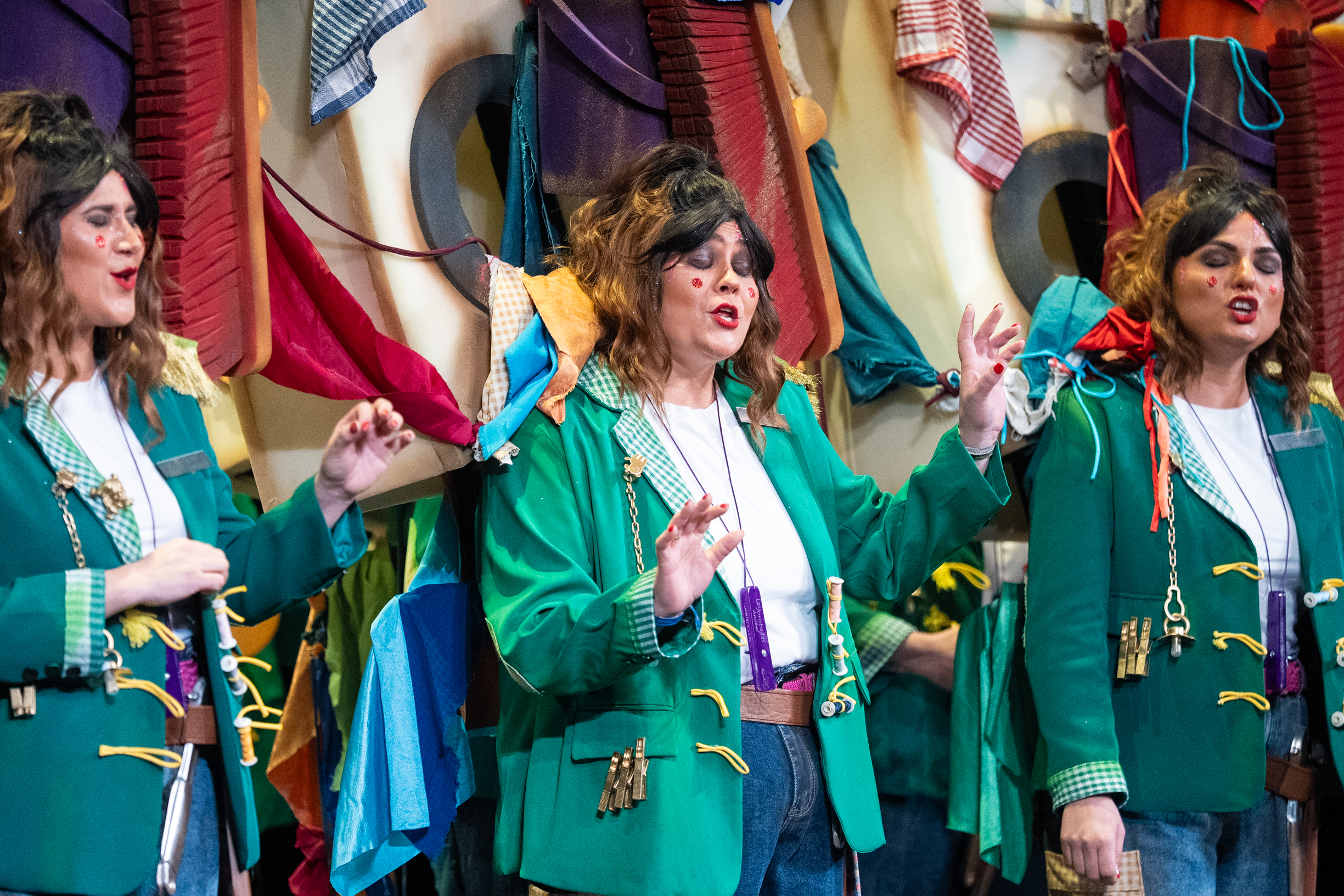 Comparsa, Las jorobadas - Cuartos