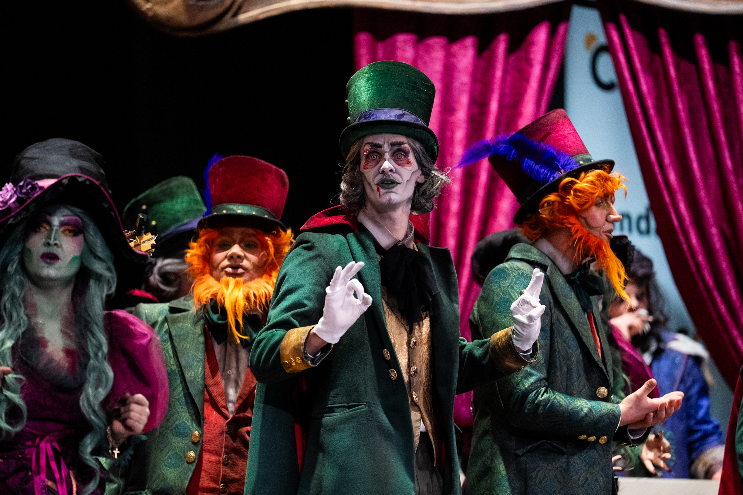 Comparsa. El refugio - Preliminares