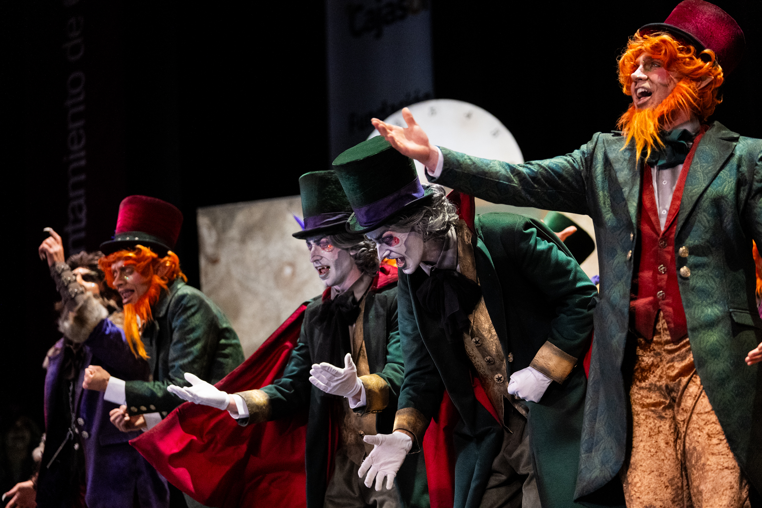 Comparsa. El refugio - Preliminares