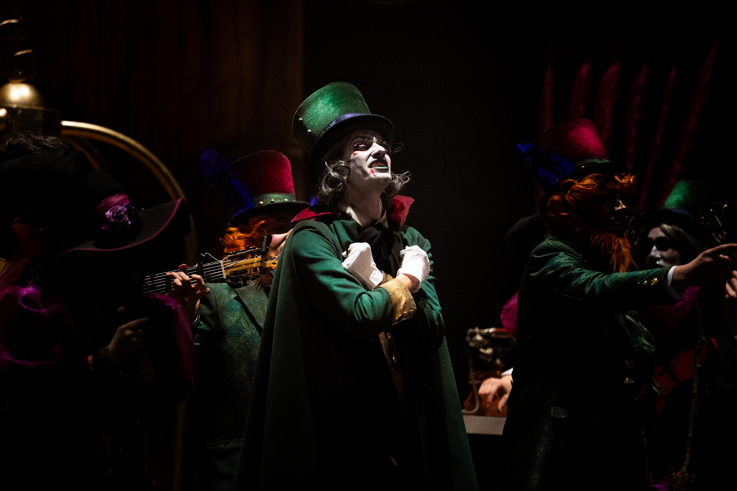 Comparsa. El refugio - Preliminares