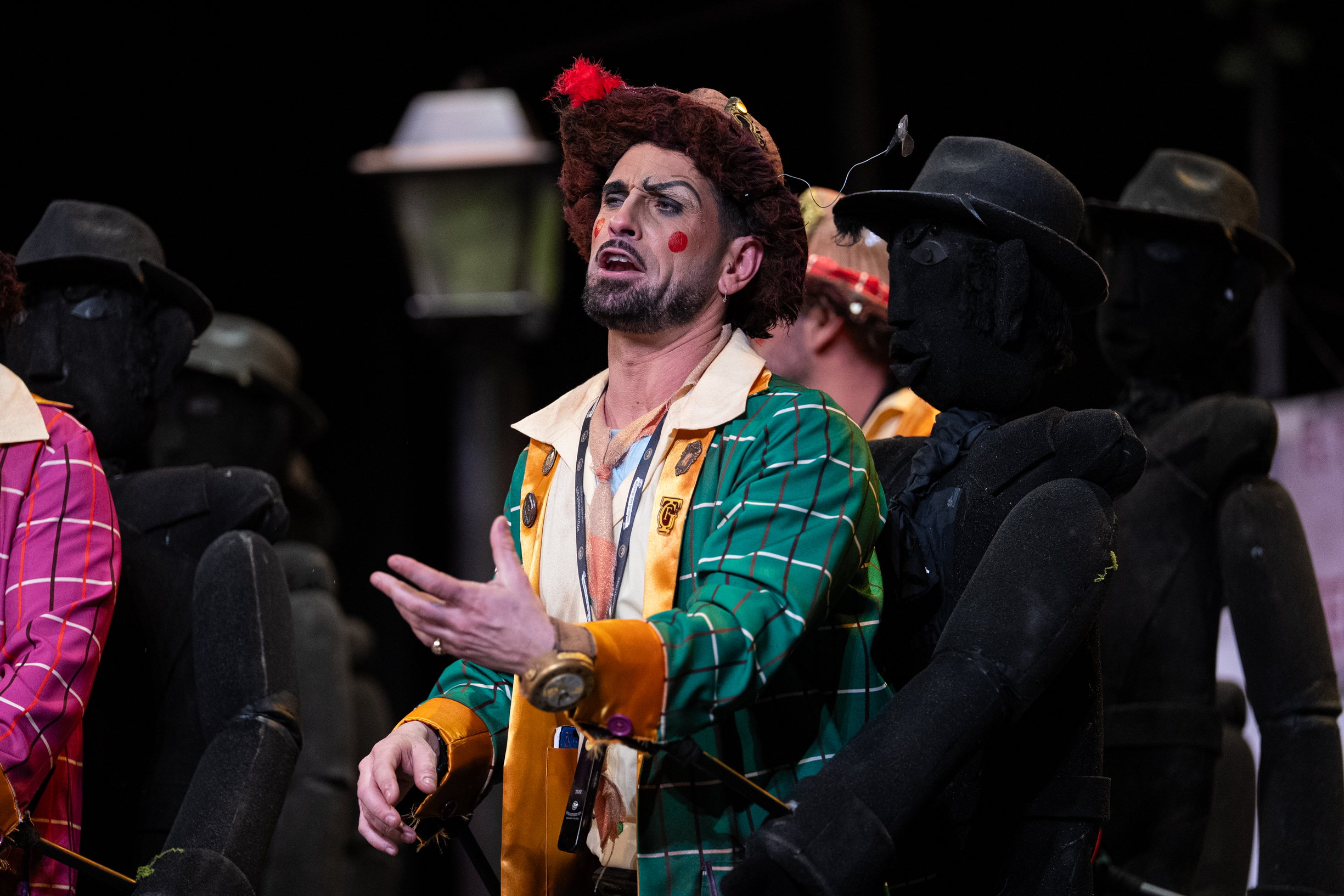 Chirigota, Piensa mal y acertarás (Los desconfiaos) - Semifinales