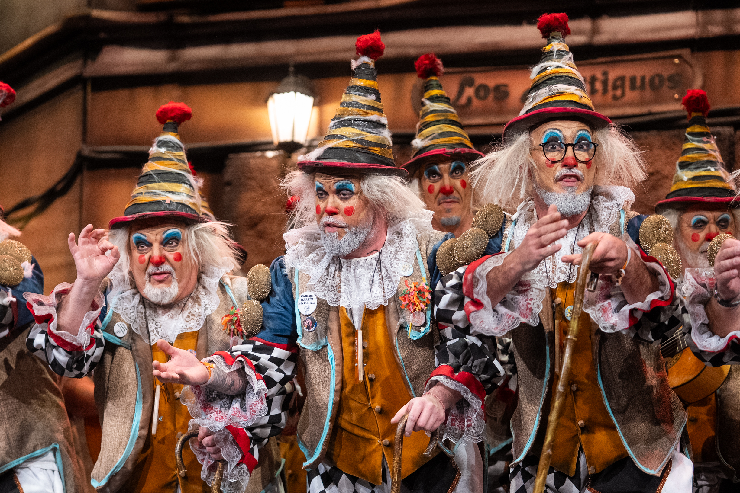 Chirigota, Los antiguos - Cuartos