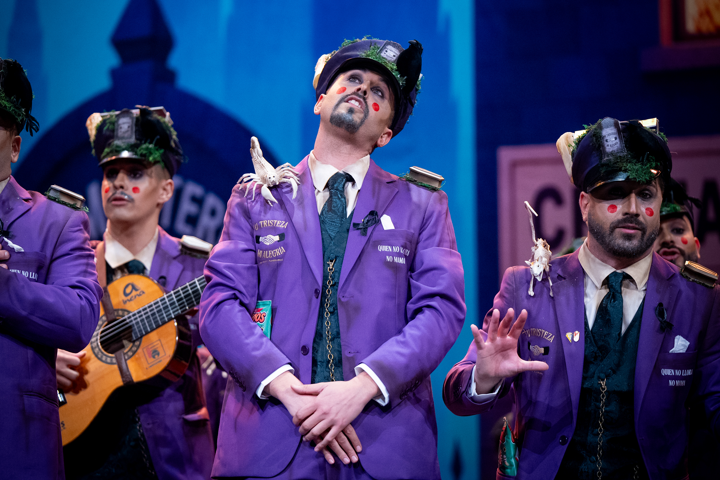 Chirigota, Los que te dan el último viaje - Preliminares