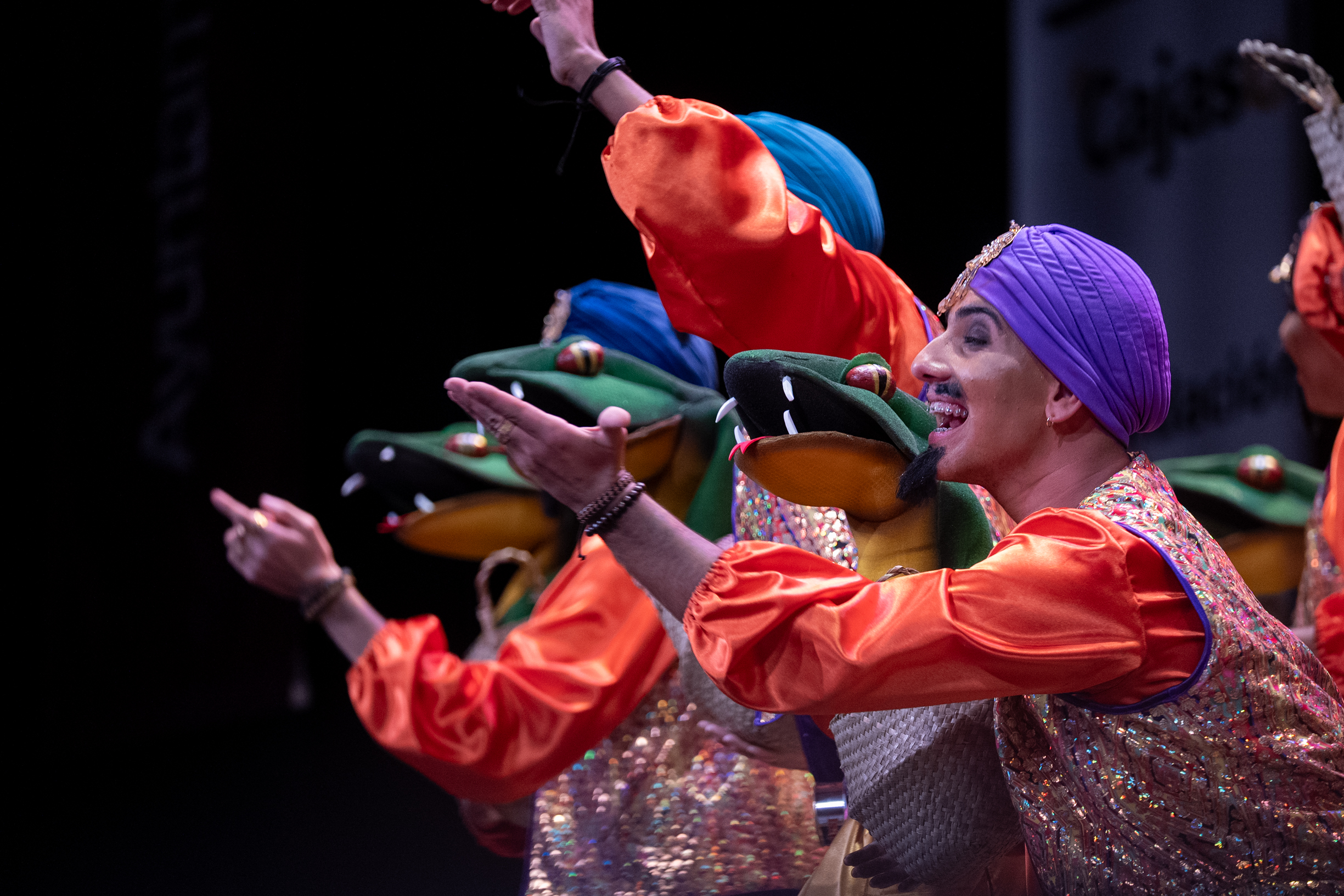 Chirigota juvenil, Una chirigota encantadora - Semifinal