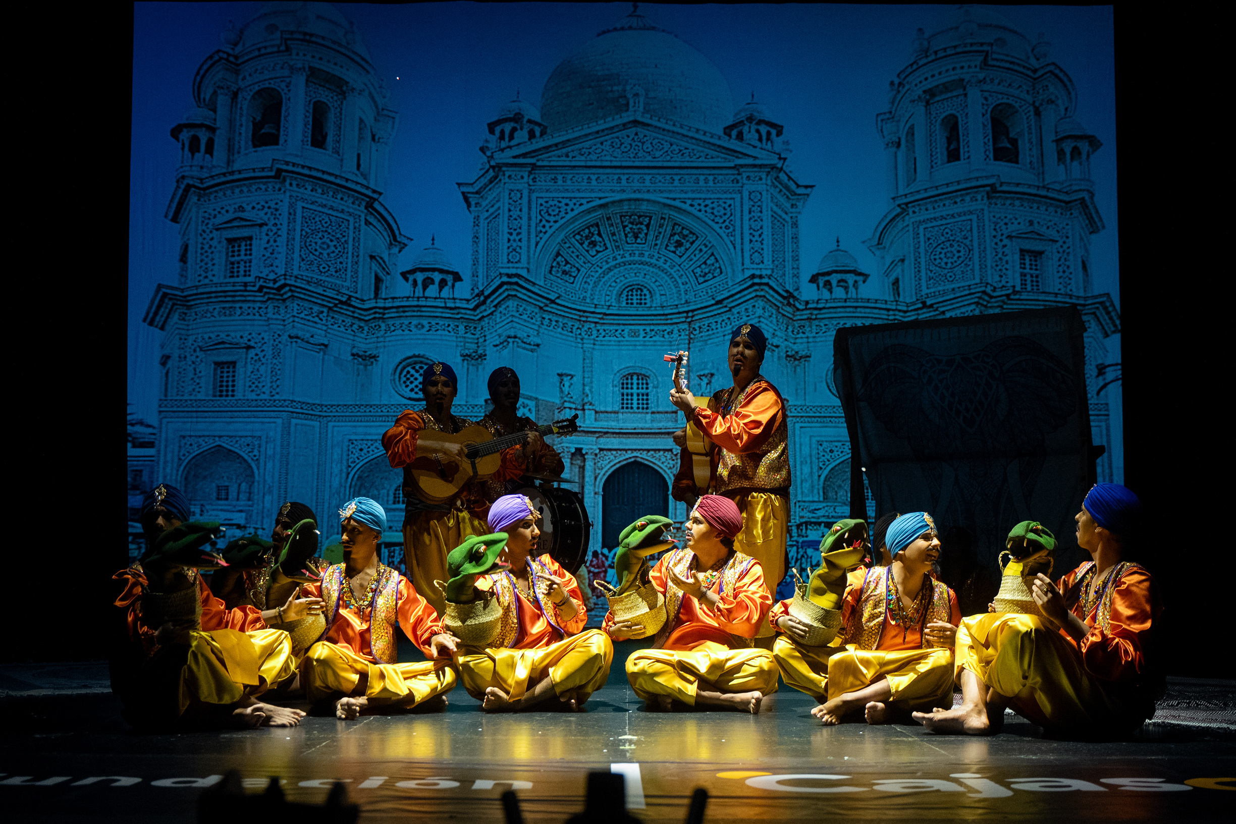 Chirigota juvenil, Una chirigota encantadora - Semifinal