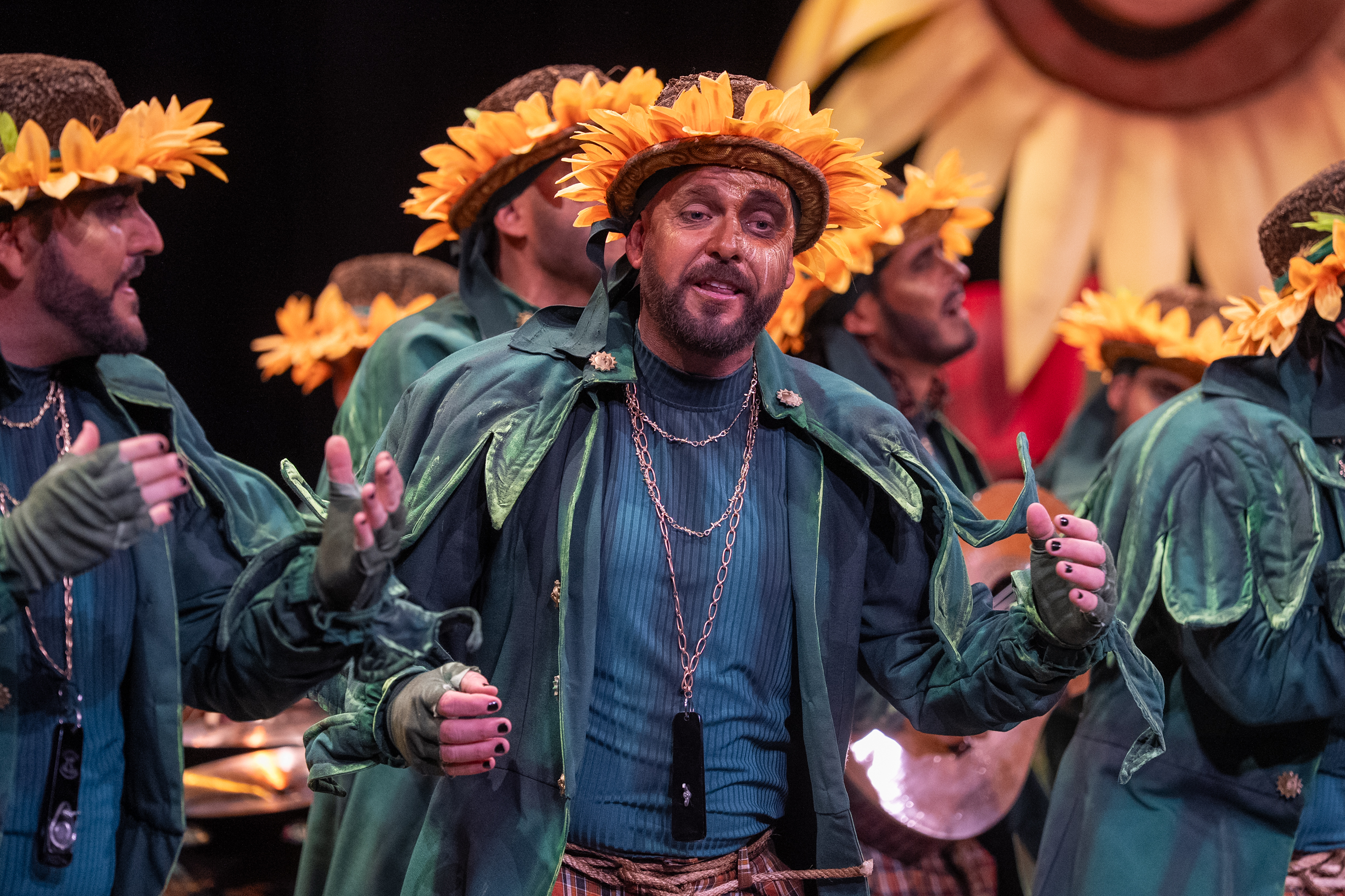 Comparsa, La hipócrita - Preliminares