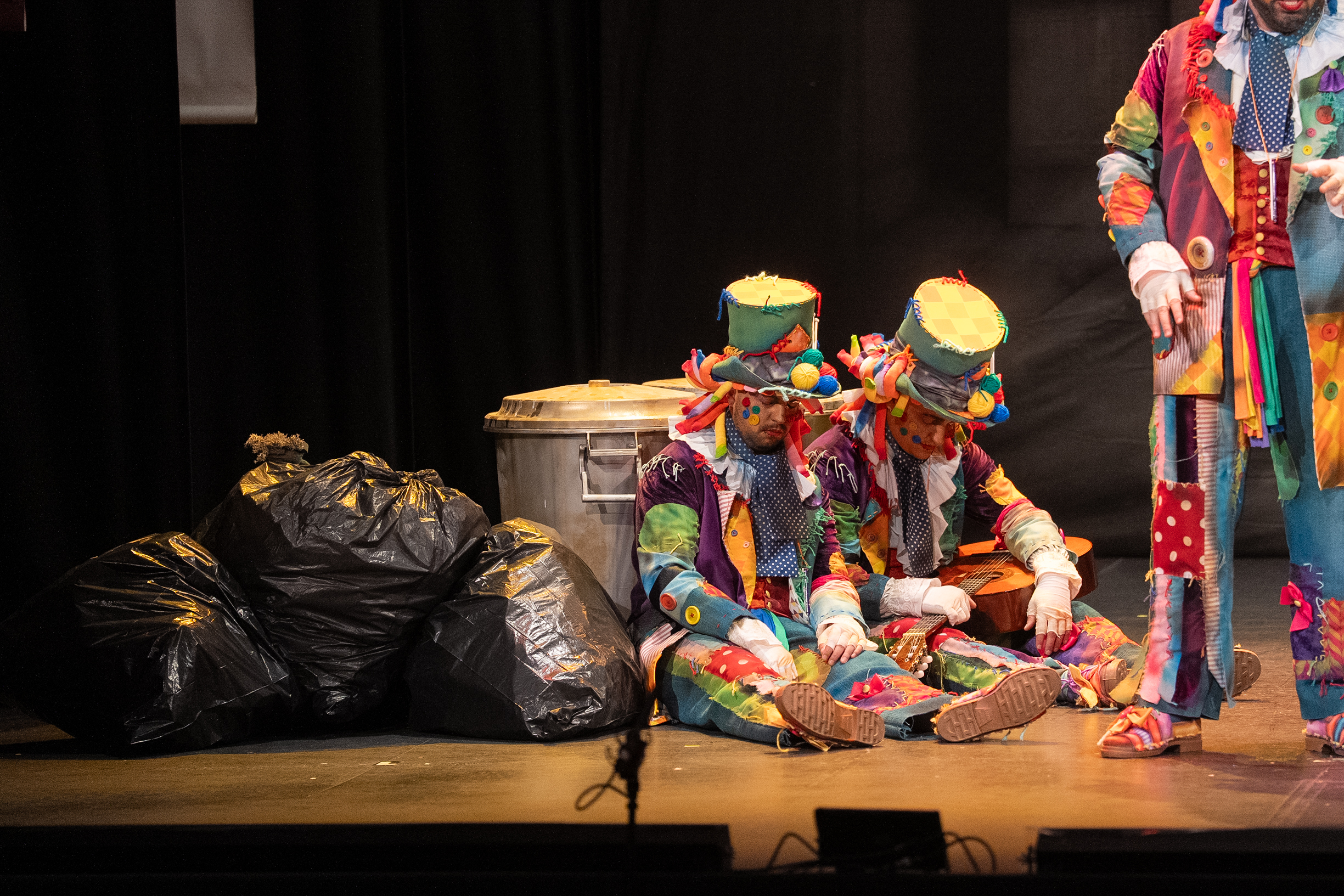 Comparsa, Los trapos - Preliminares