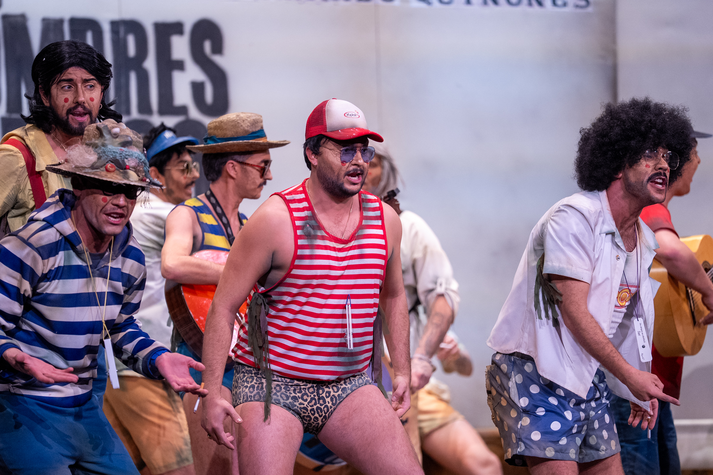 Chirigota, Los Hombres de Paco - Cuartos