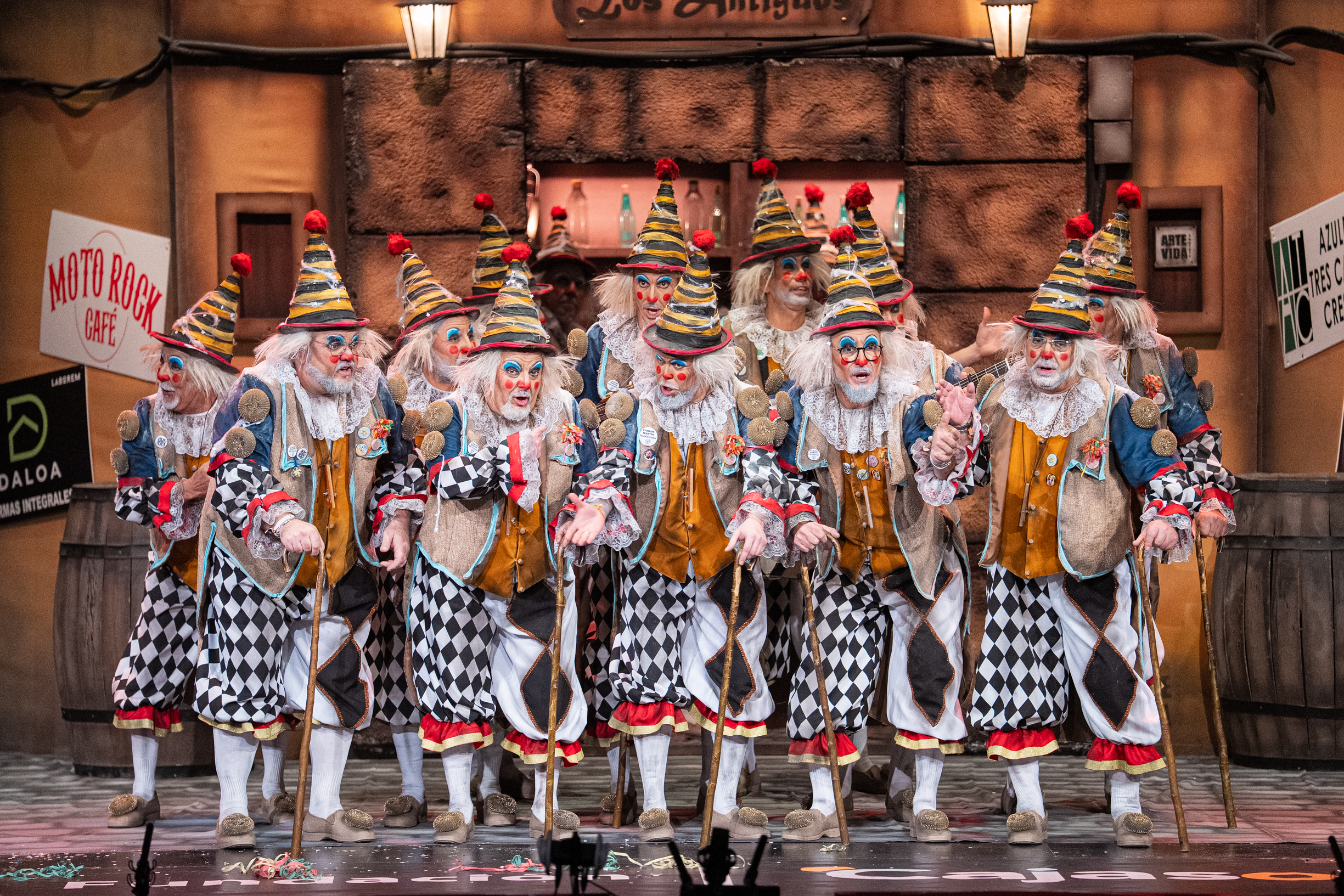 Chirigota, Los antiguos - Semifinales