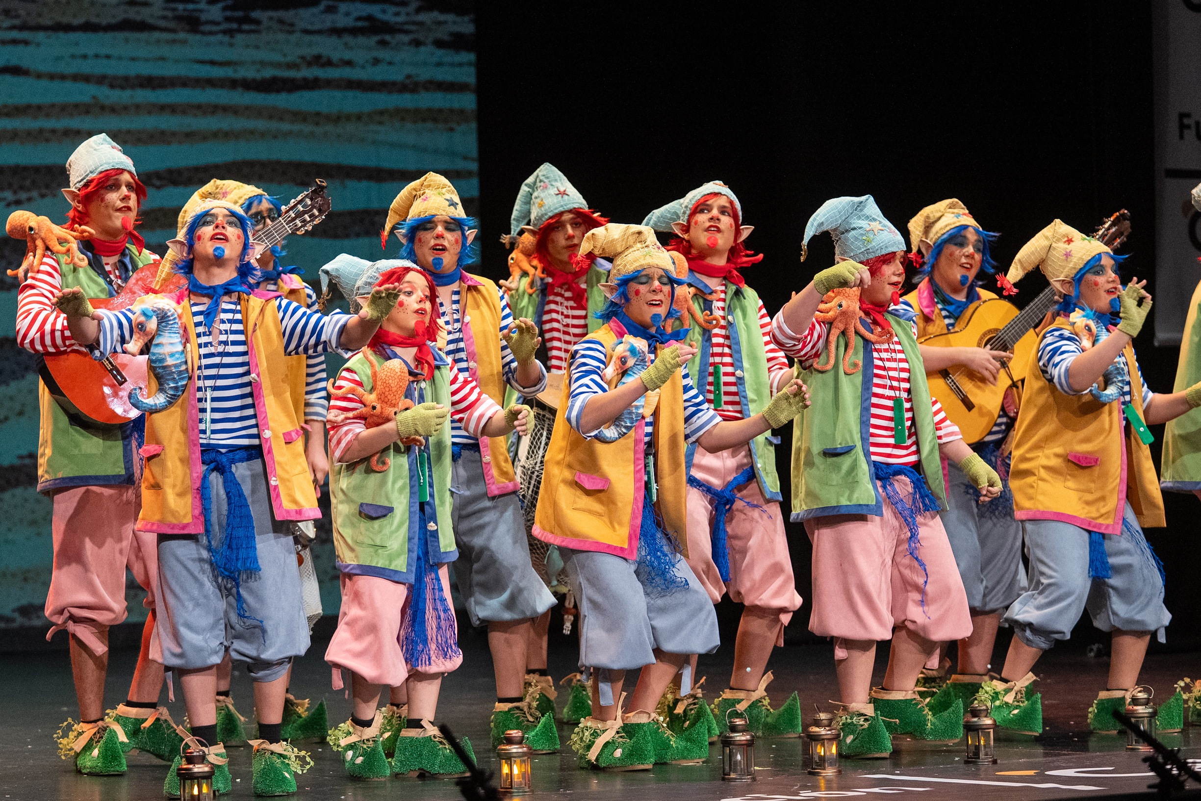 Chirigota juvenil, Los duendecillos de los dos castillos - Semifinal