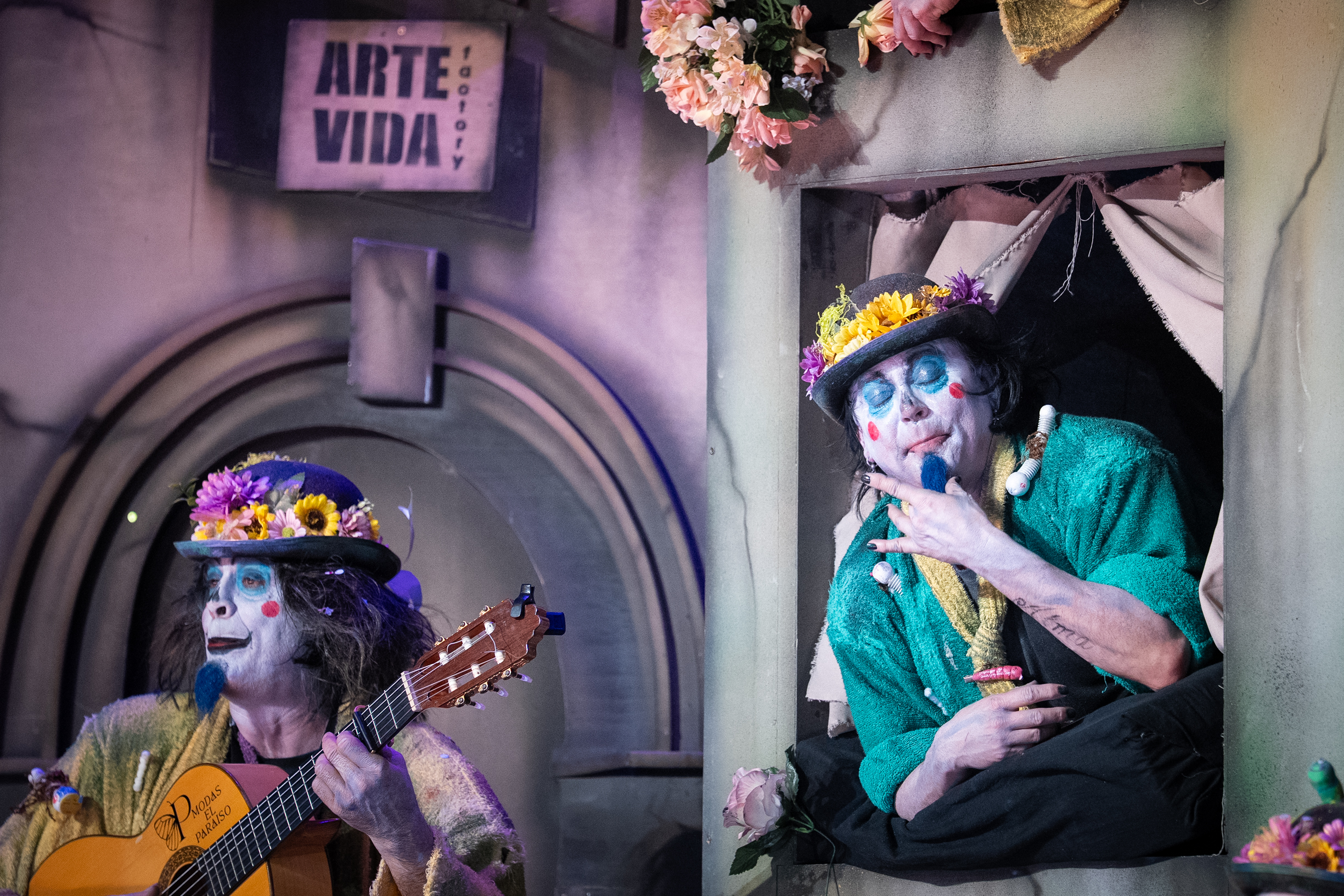 Chirigota, Los que la tienen de mármol - Semifinales