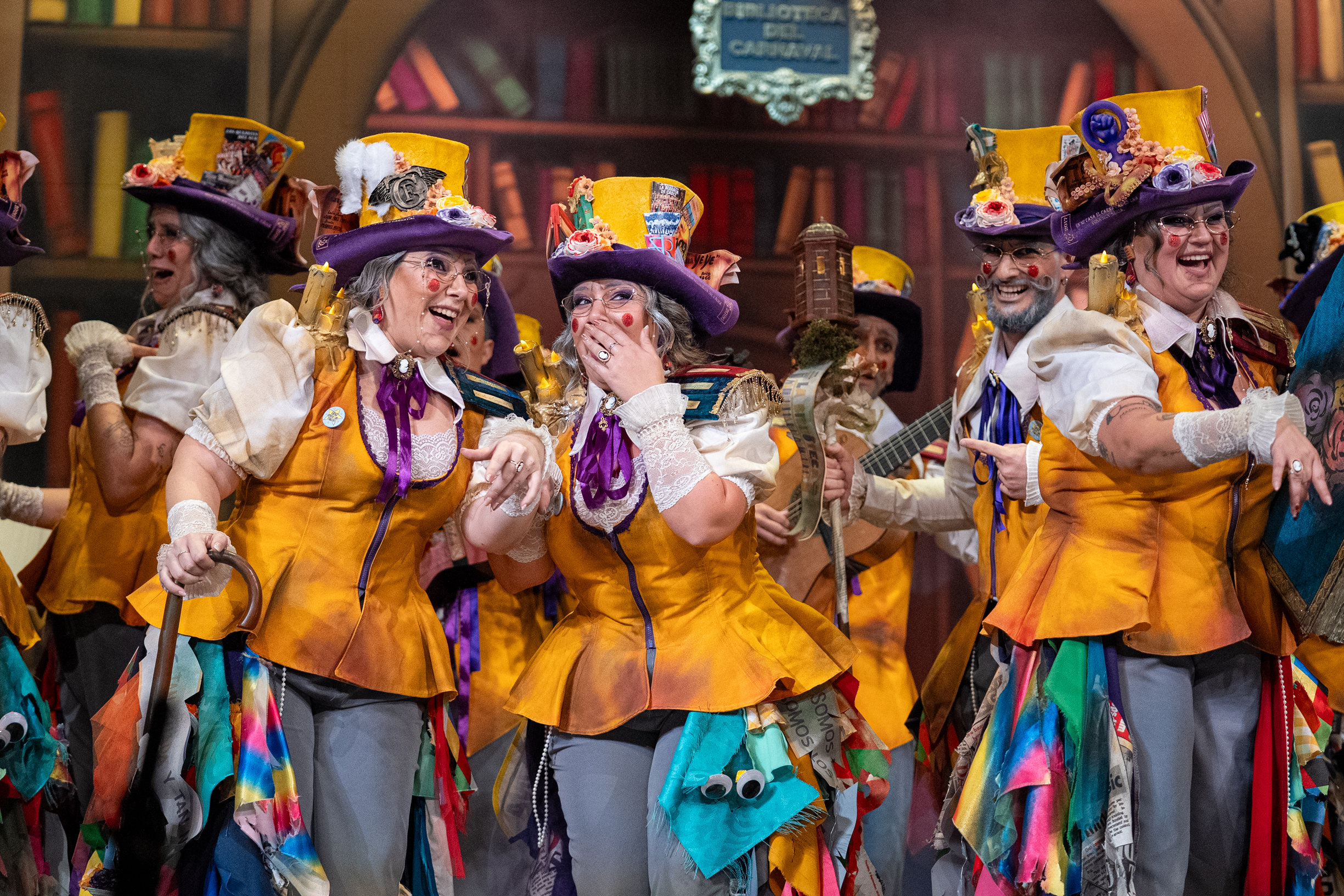 Comparsa, La biblioteca - Cuartos