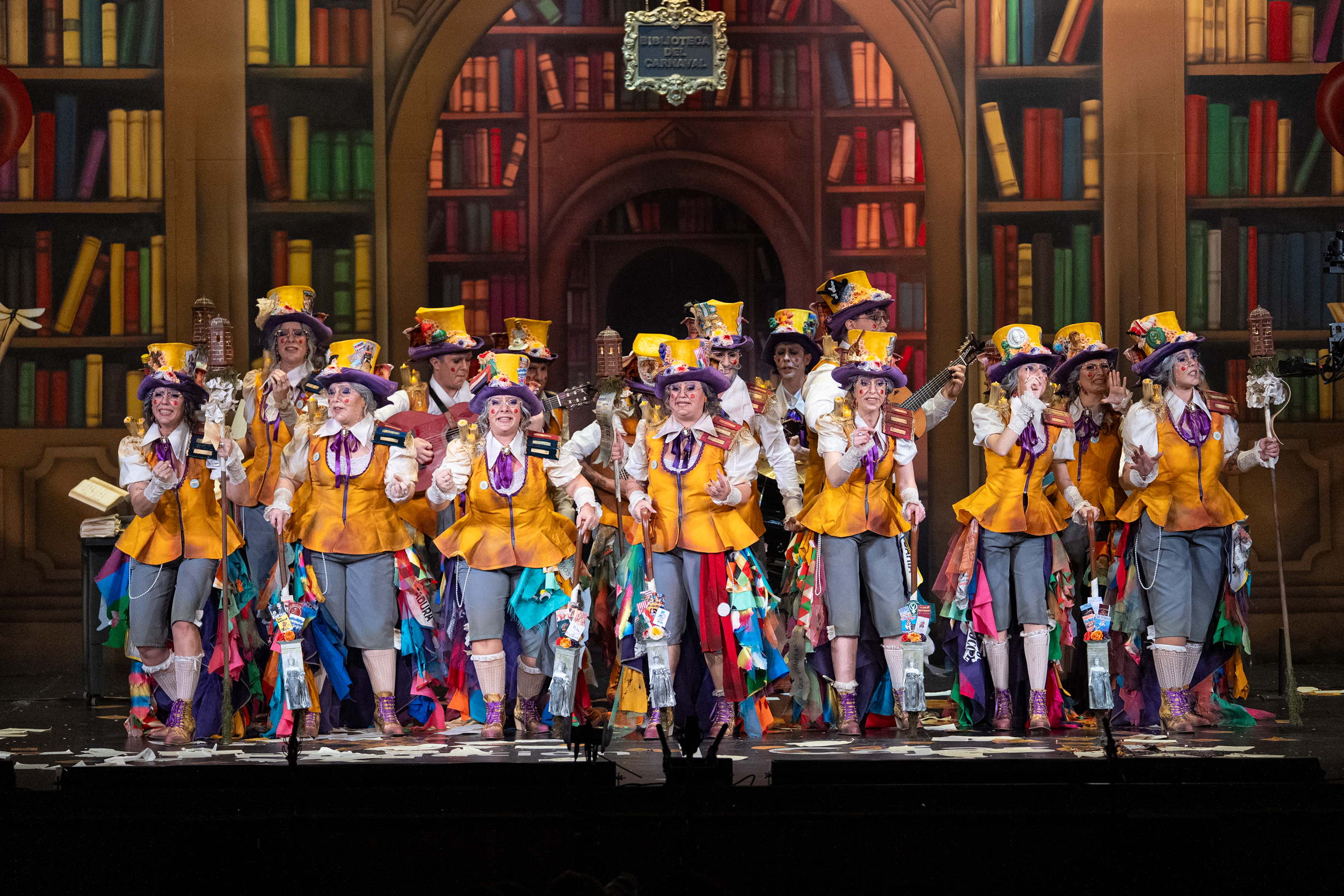 Comparsa, La biblioteca - Cuartos