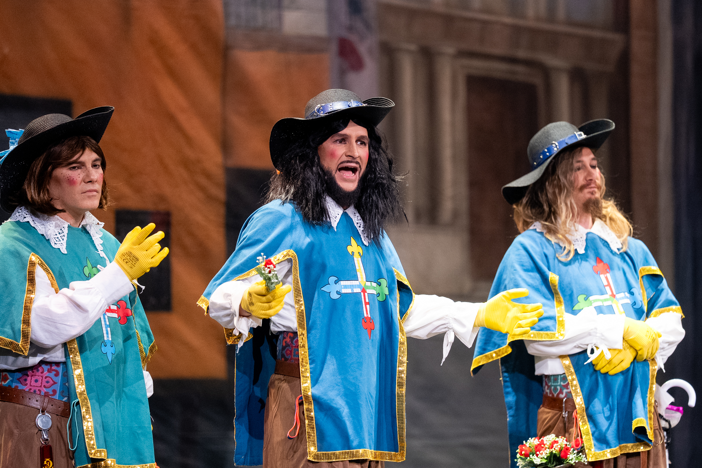 Cuarteto, Los tres cuarteteros y un aprendiz porculero - Preliminares