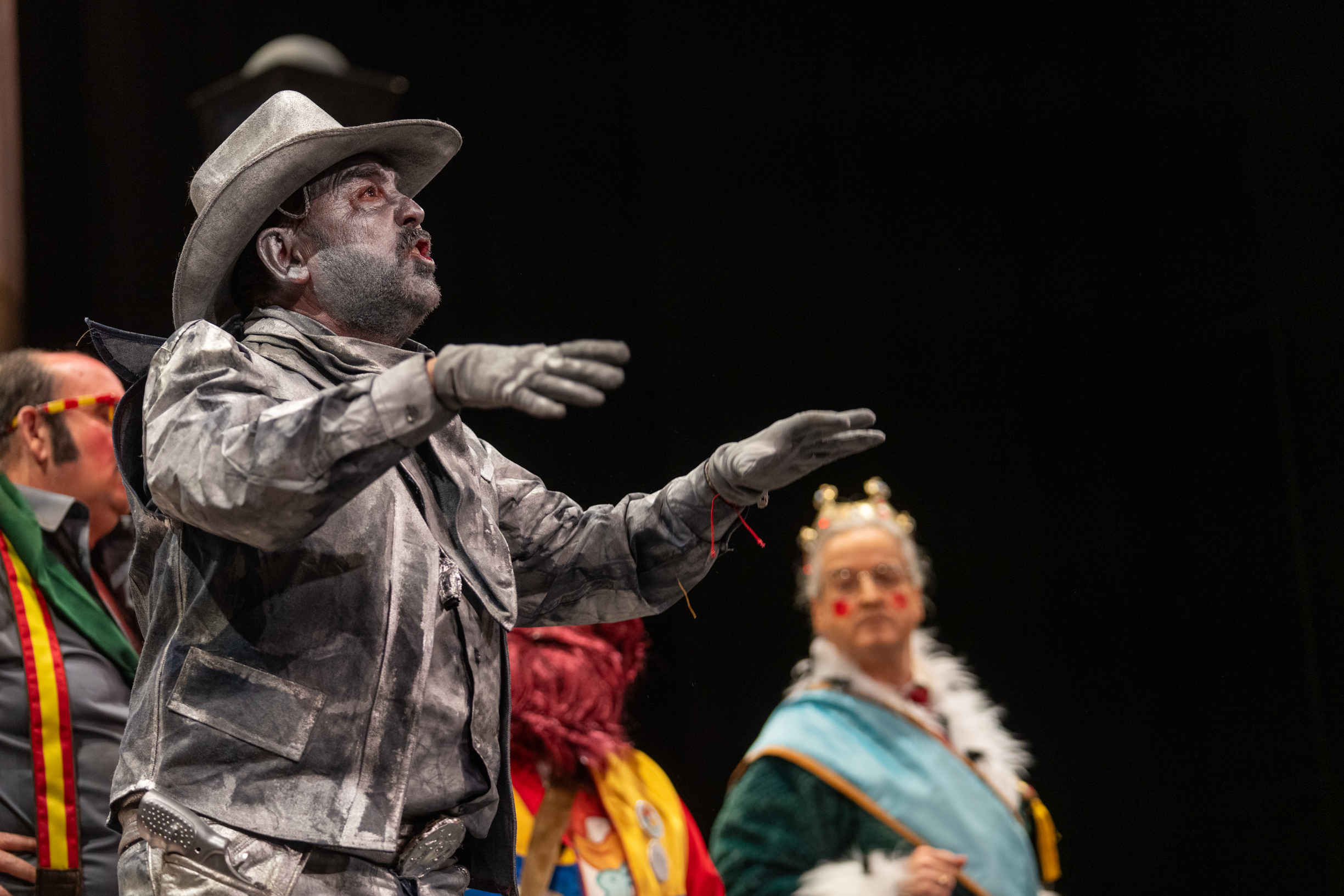 Cuarteto, El despertar de la fuerza. Abre el ojete - Preliminares