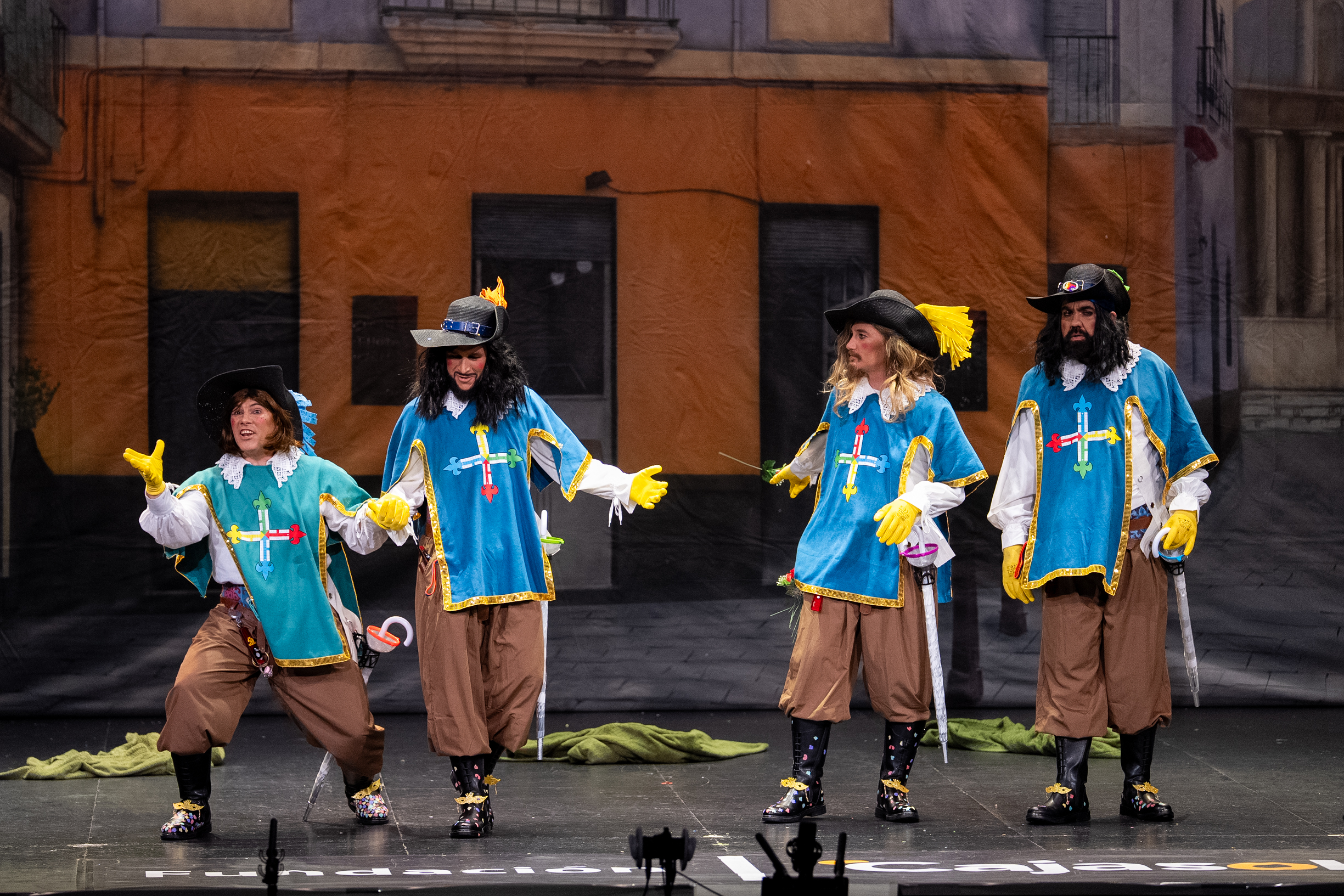 Cuarteto, Los tres cuarteteros y un aprendiz porculero - Preliminares