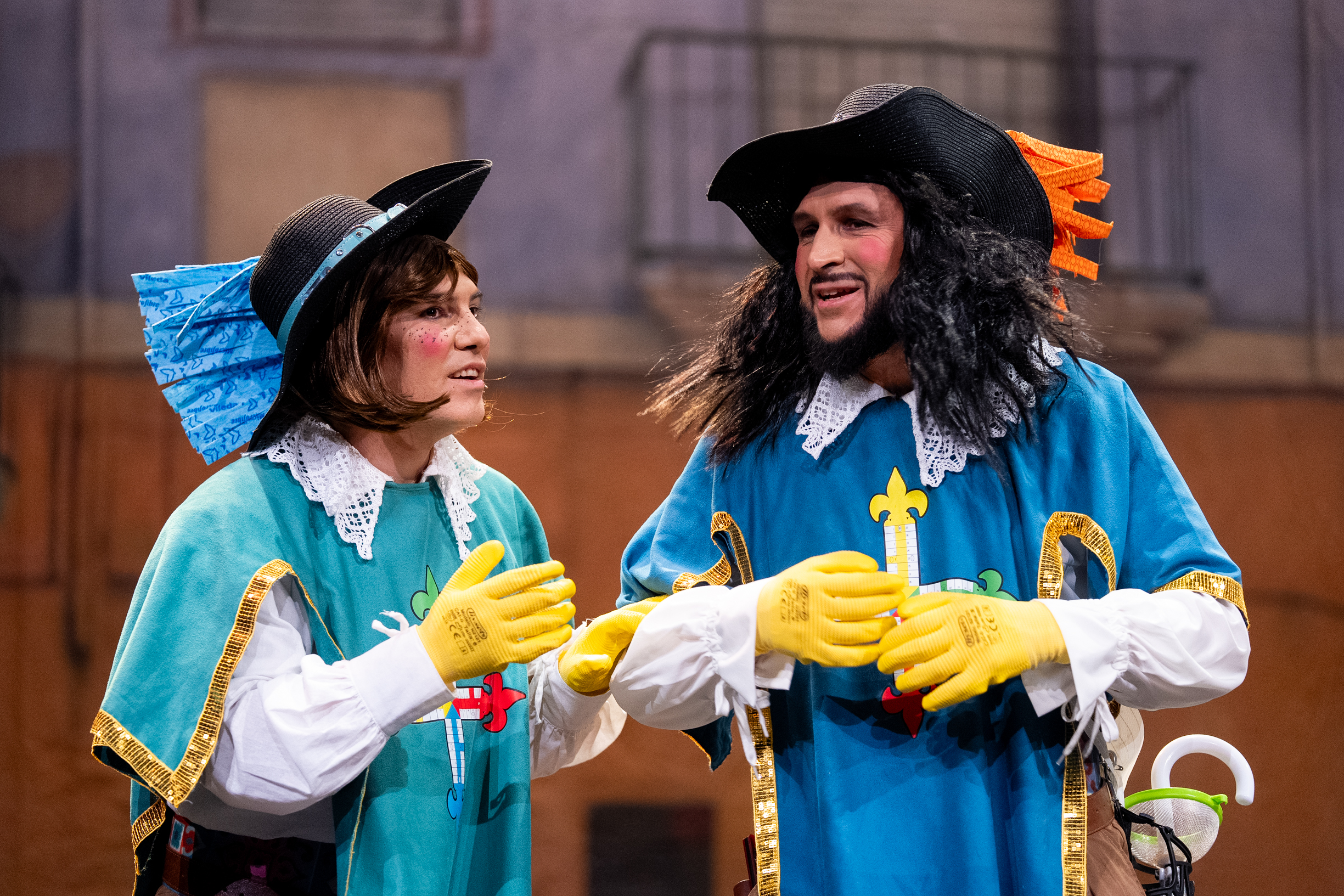 Cuarteto, Los tres cuarteteros y un aprendiz porculero - Preliminares