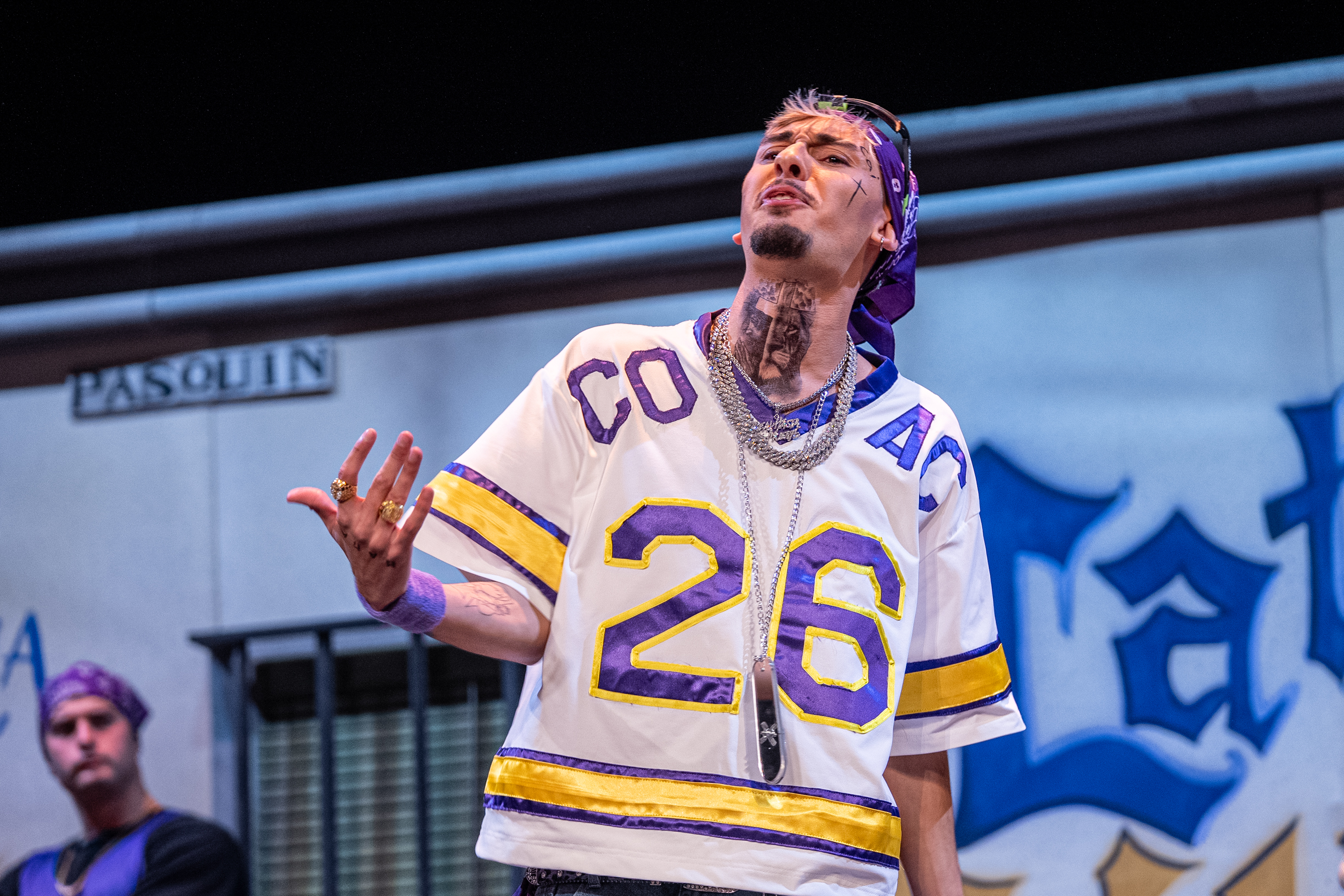 Cuarteto, Los latin king (De la calle Paskín) - Preliminares