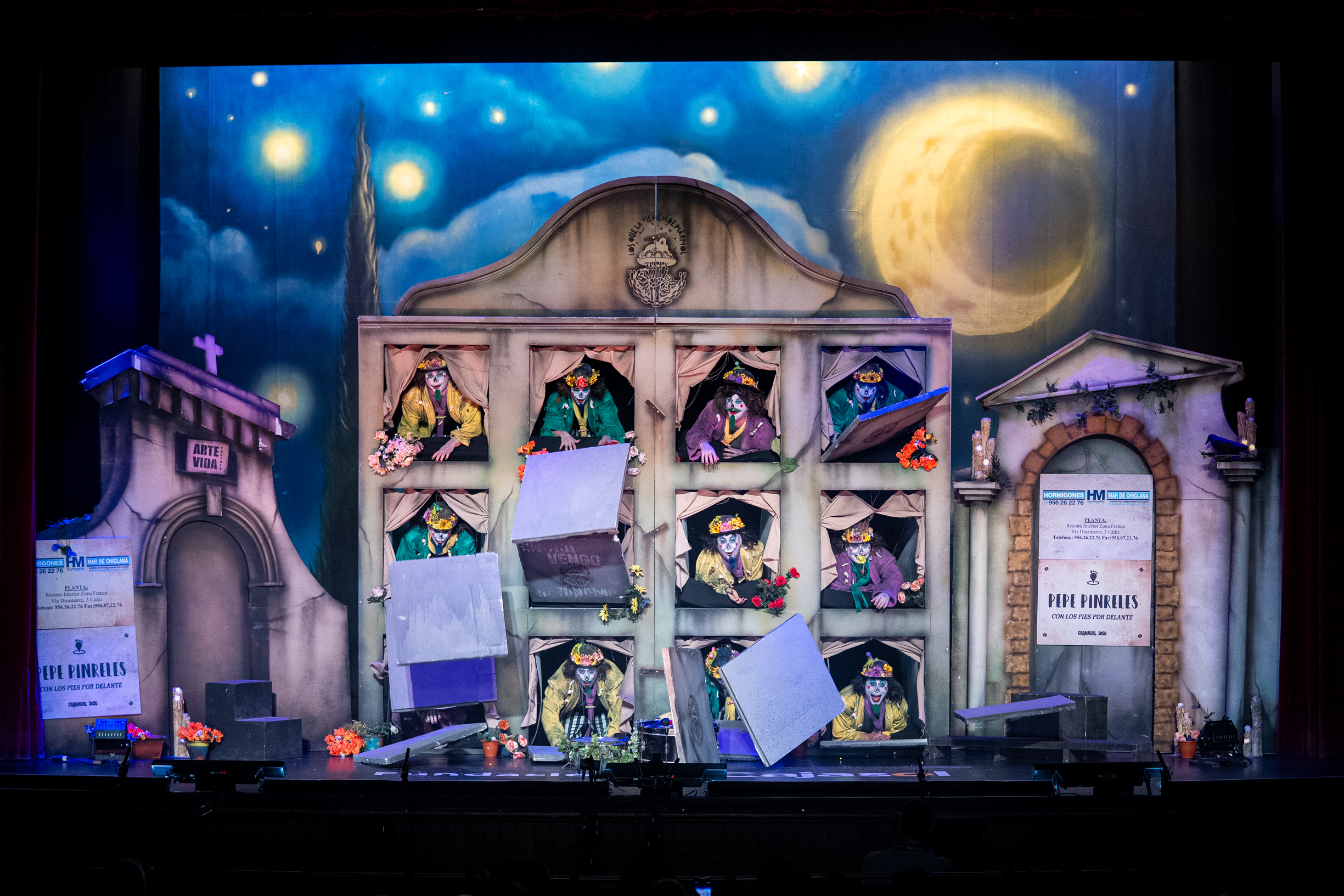 Chirigota, Los que la tienen de mármol - Cuartos