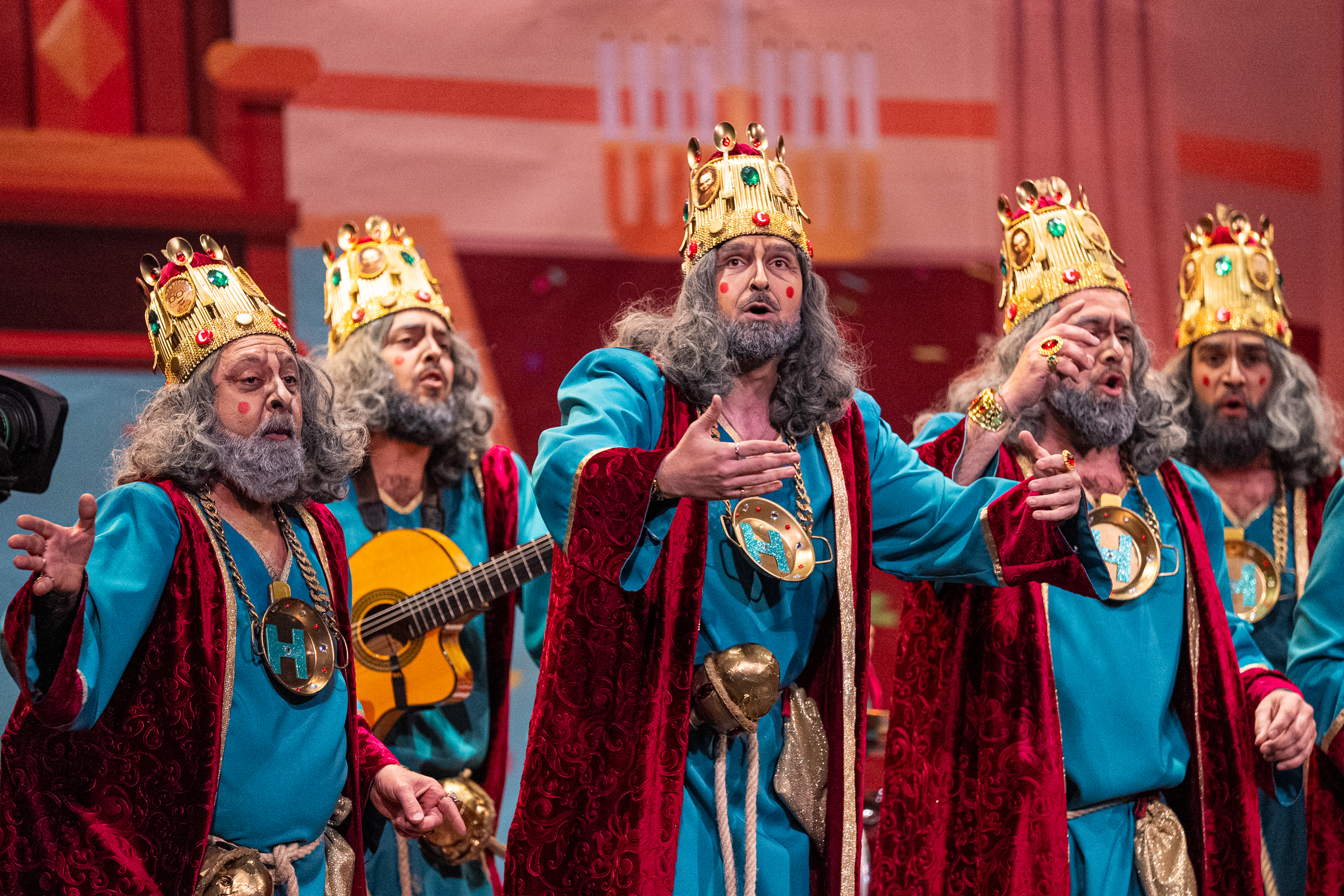 Chirigota, ¿No son pa matarlos? - Preliminares