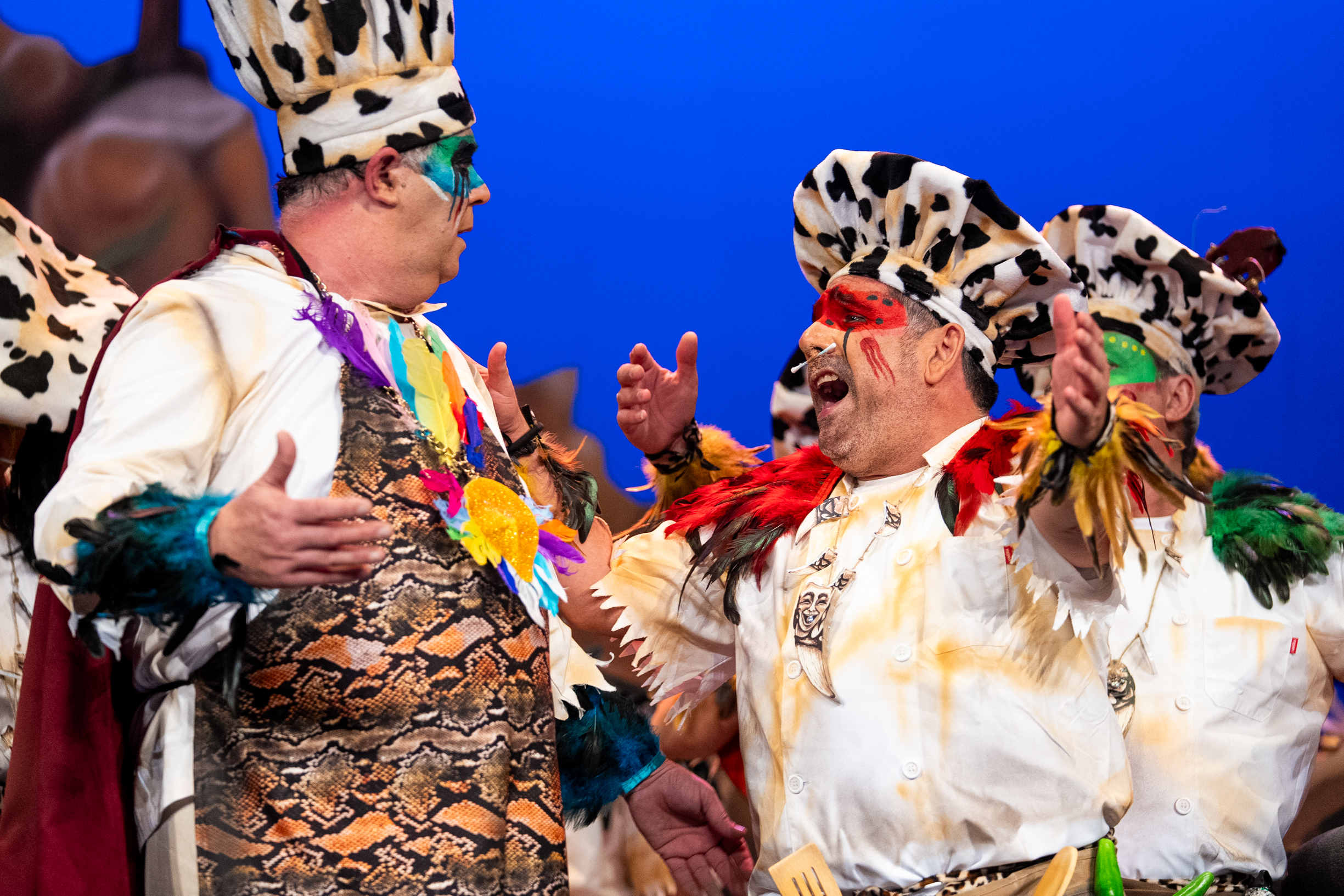 Chirigota, Los de la tribu "De al lao" - Preliminares