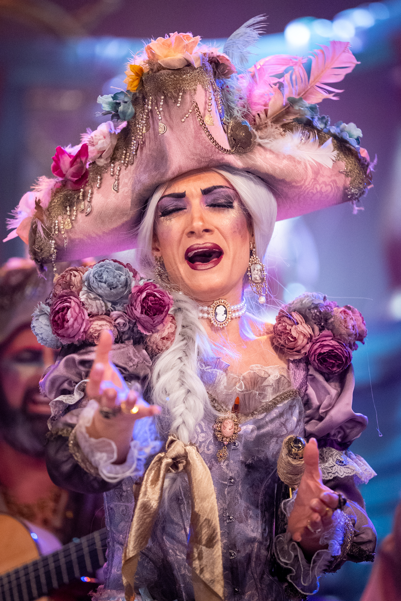 Comparsa, Contra viento y marea - Preliminares