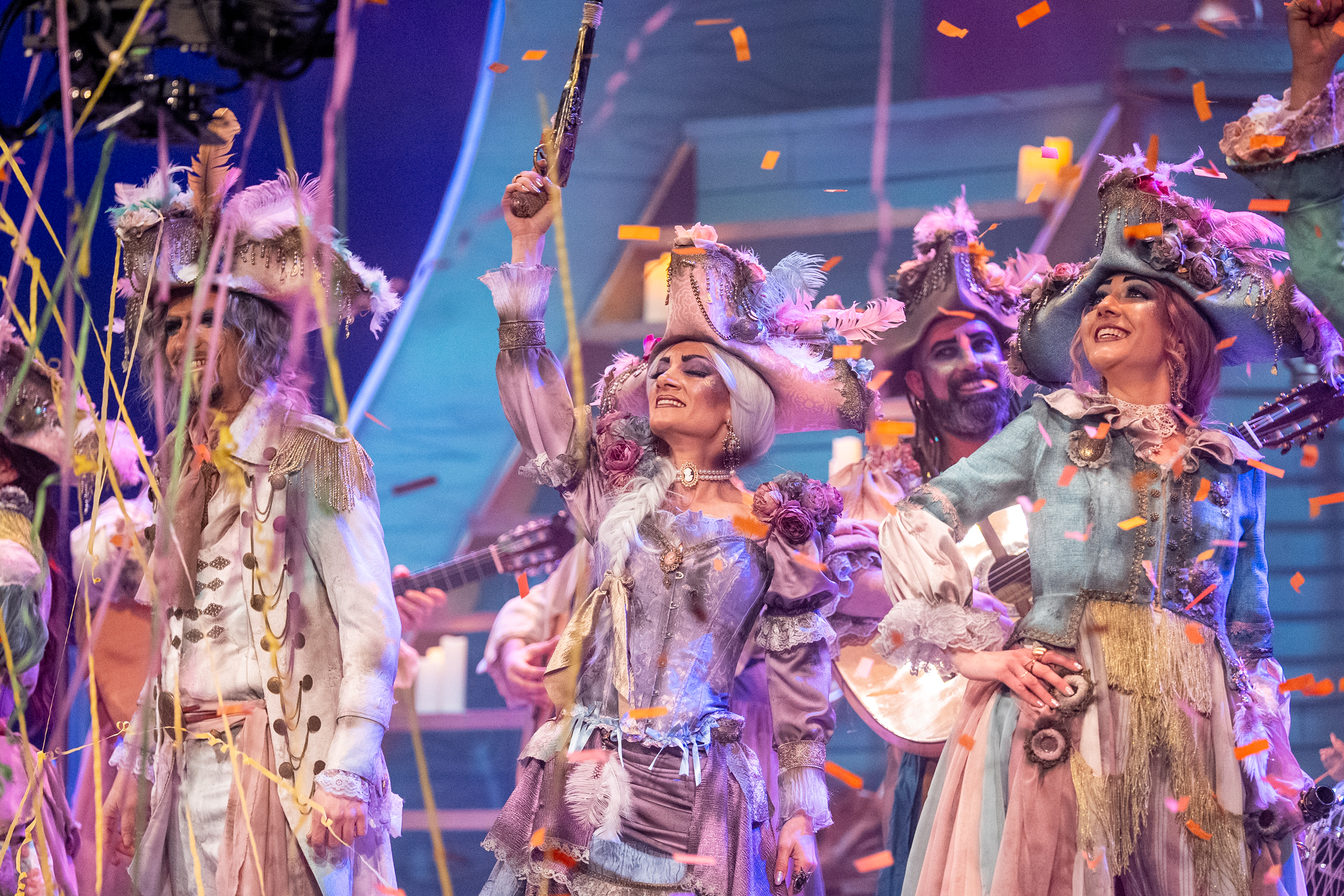 Comparsa, Contra viento y marea - Preliminares