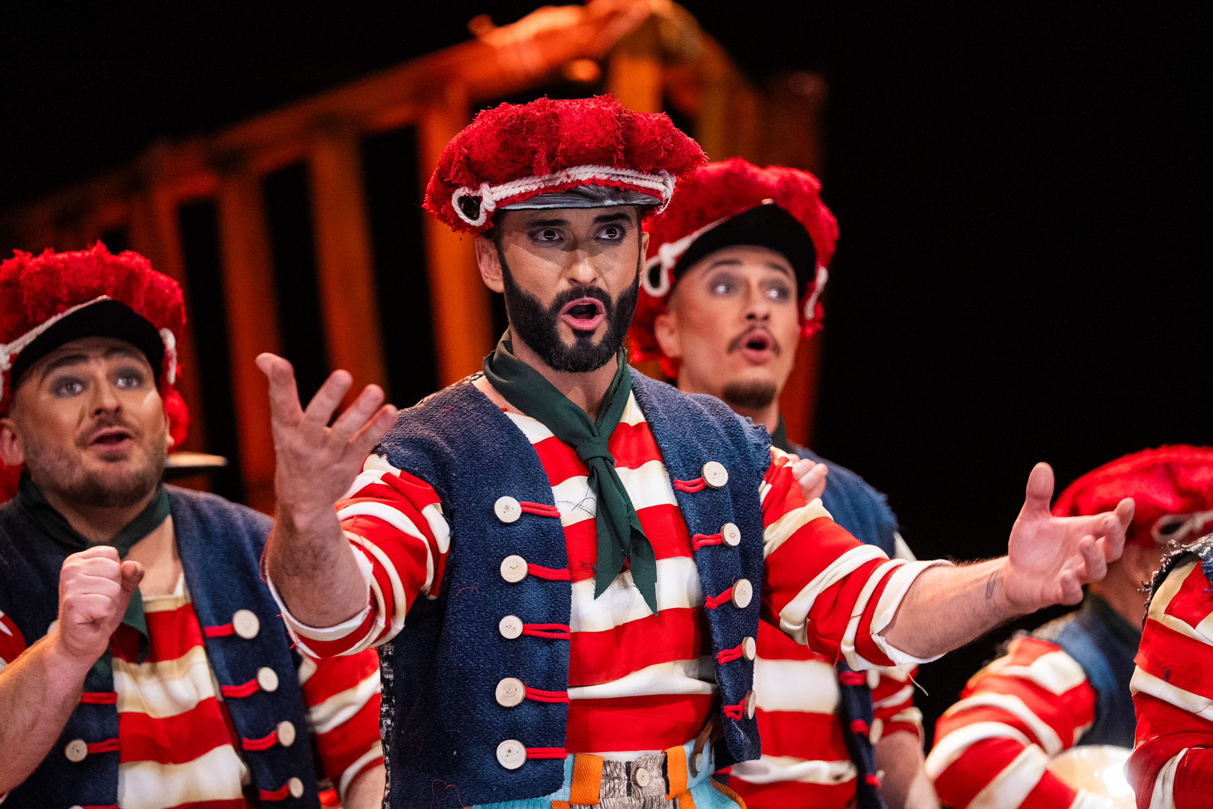 Comparsa, Los pájaros carpinteros - Preliminares