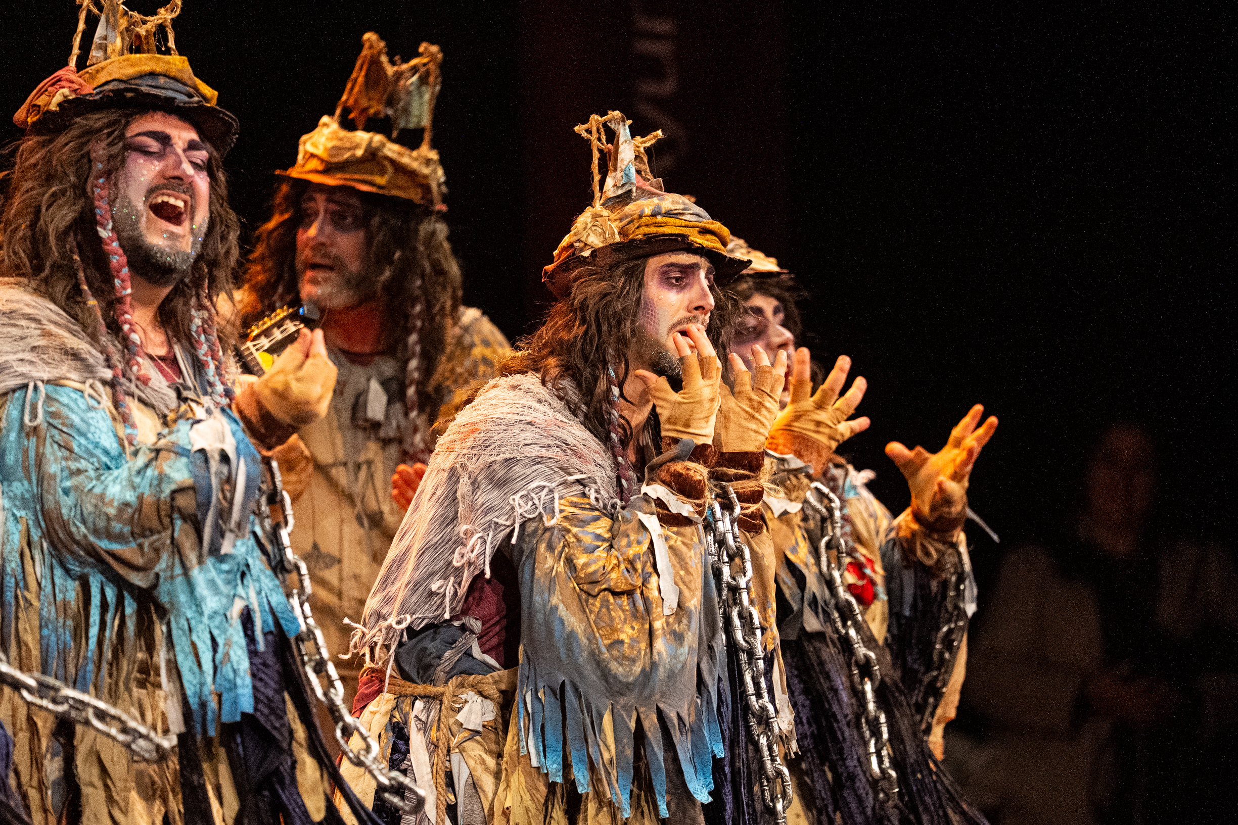 Comparsa, Los trapos sucios - Preliminares