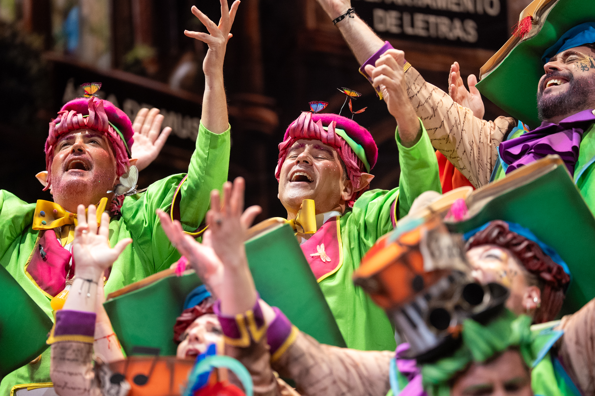 Coro, Dame Veneno - Cuartos