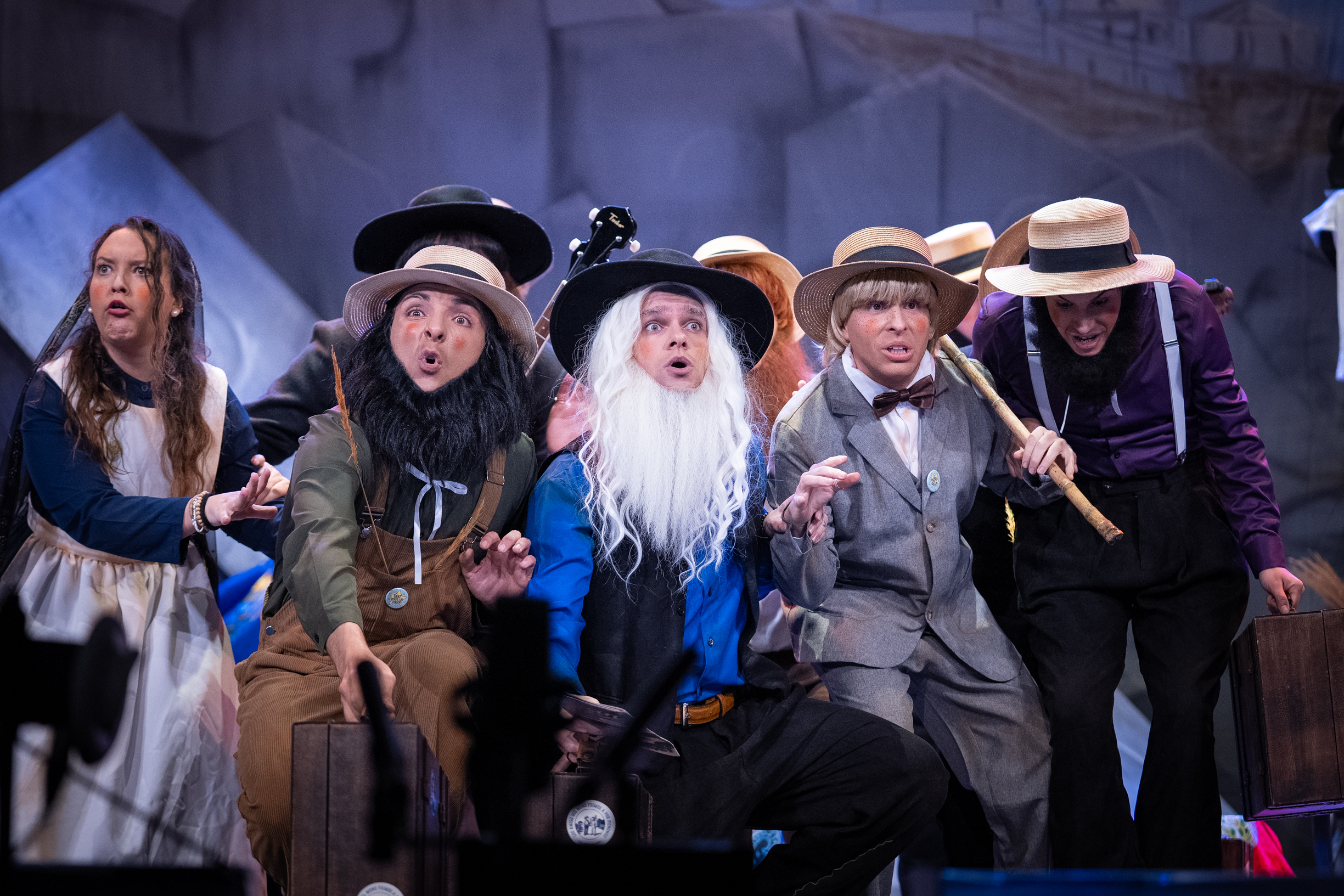 Chirigota, Los Amish del mono fuimos a por piononos (La decepción) - Semifinales