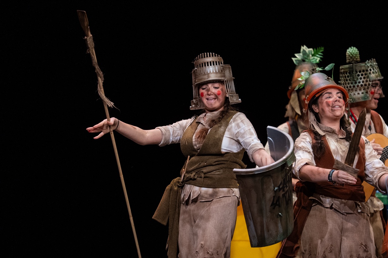 Chirigota juvenil, Los tímidos (Al ataque con tomate) - Semifinal