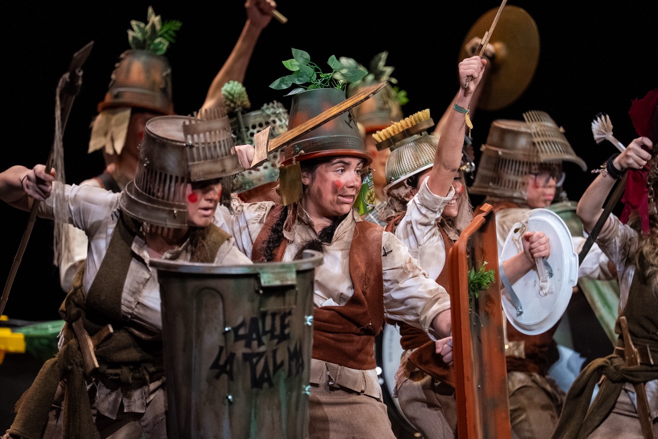 Chirigota juvenil, Los tímidos (Al ataque con tomate) - Semifinal