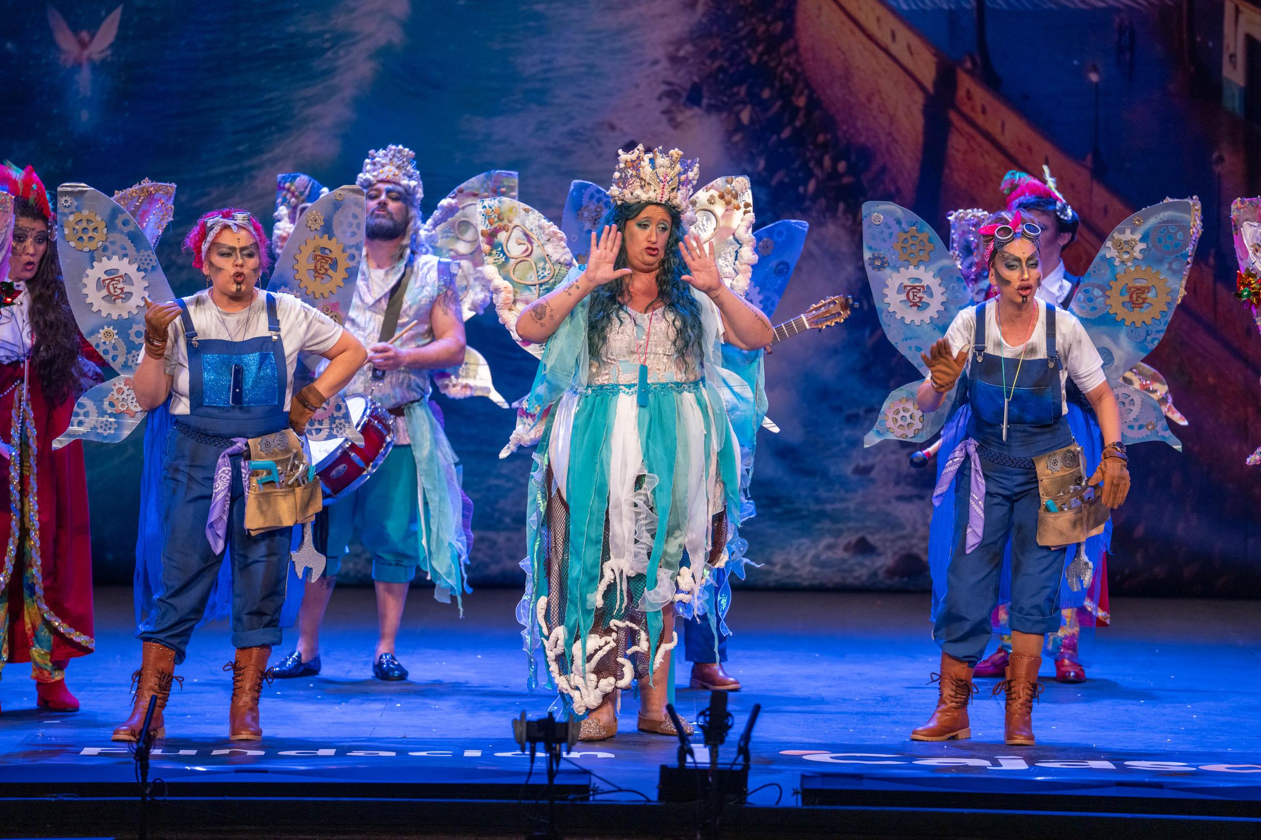 Comparsa, Con la primera risa - Preliminares