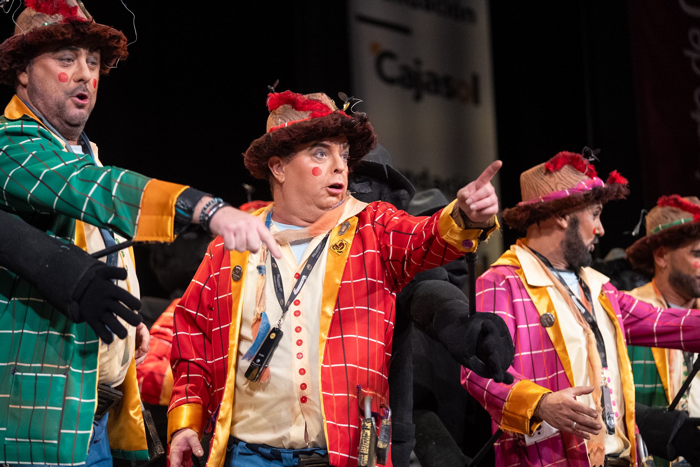 Chirigota, Piensa mal y acertarás (Los desconfiaos) - Cuartos