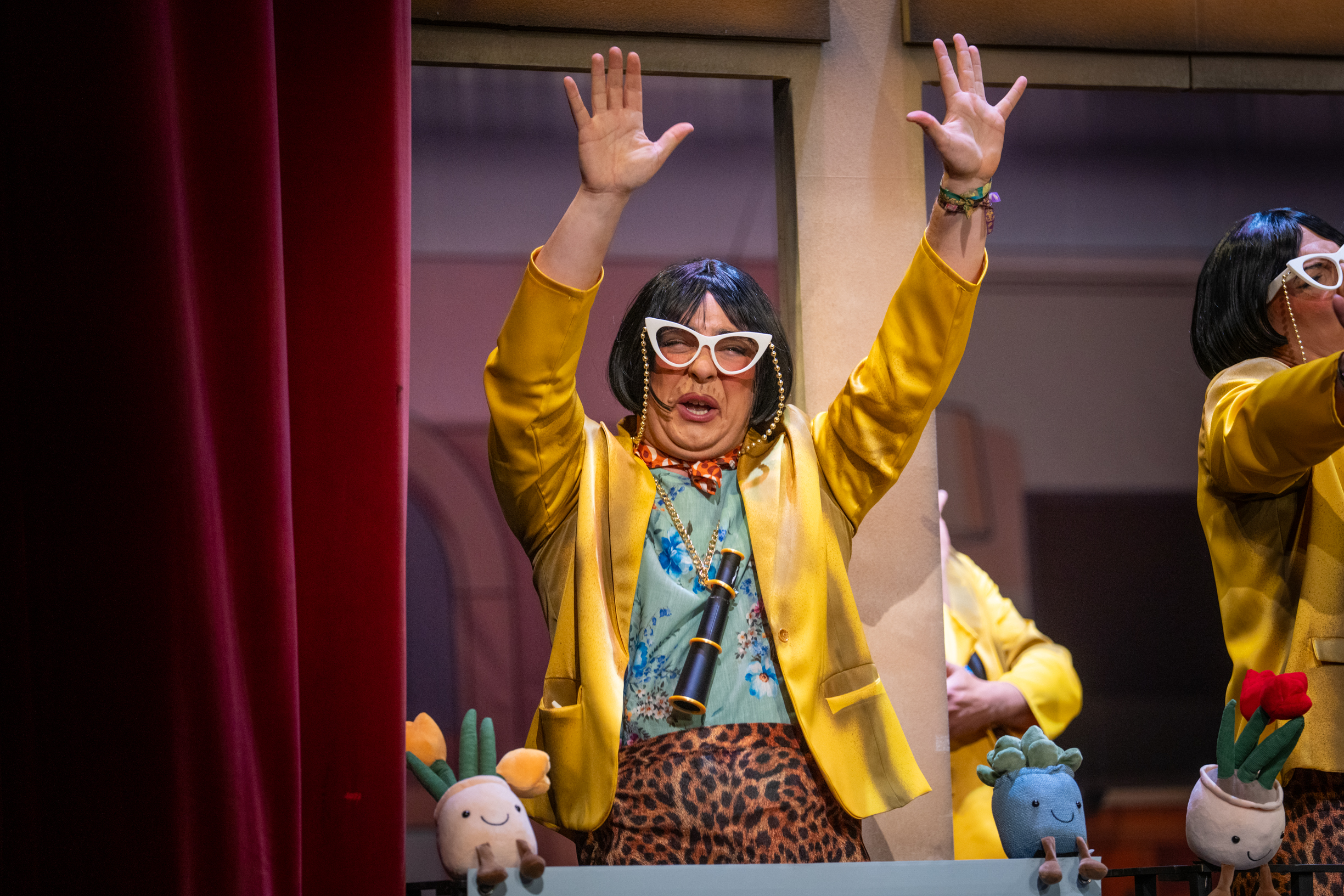 Chirigota, Yo con esto no puedo - Preliminares