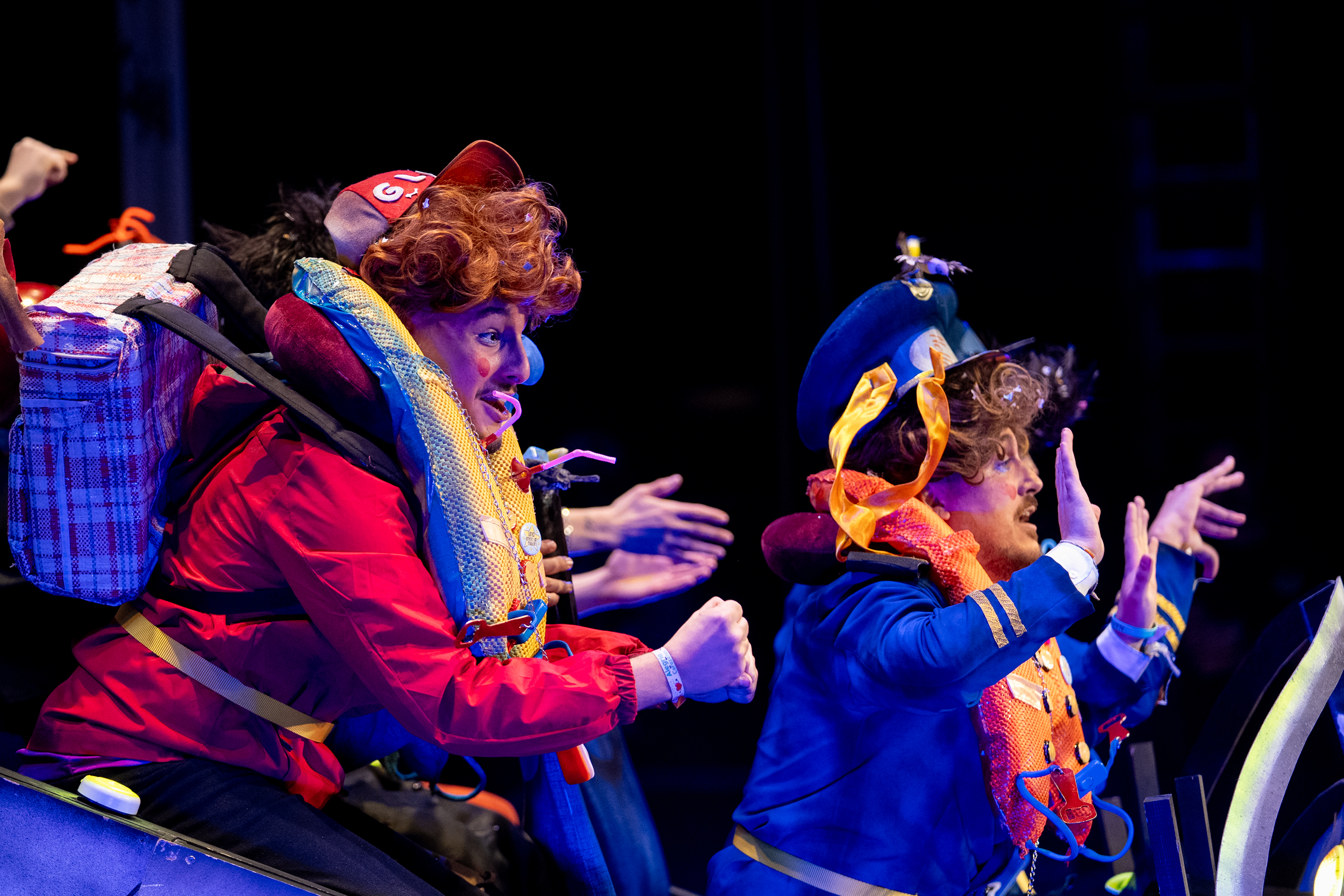 Chirigota, Seguimos cayendo mal - Cuartos