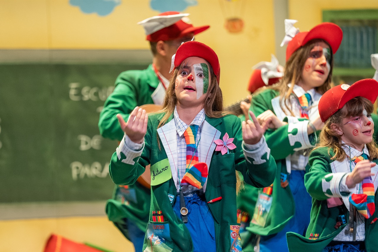 Comparsa infantil, Las guasnías - Final