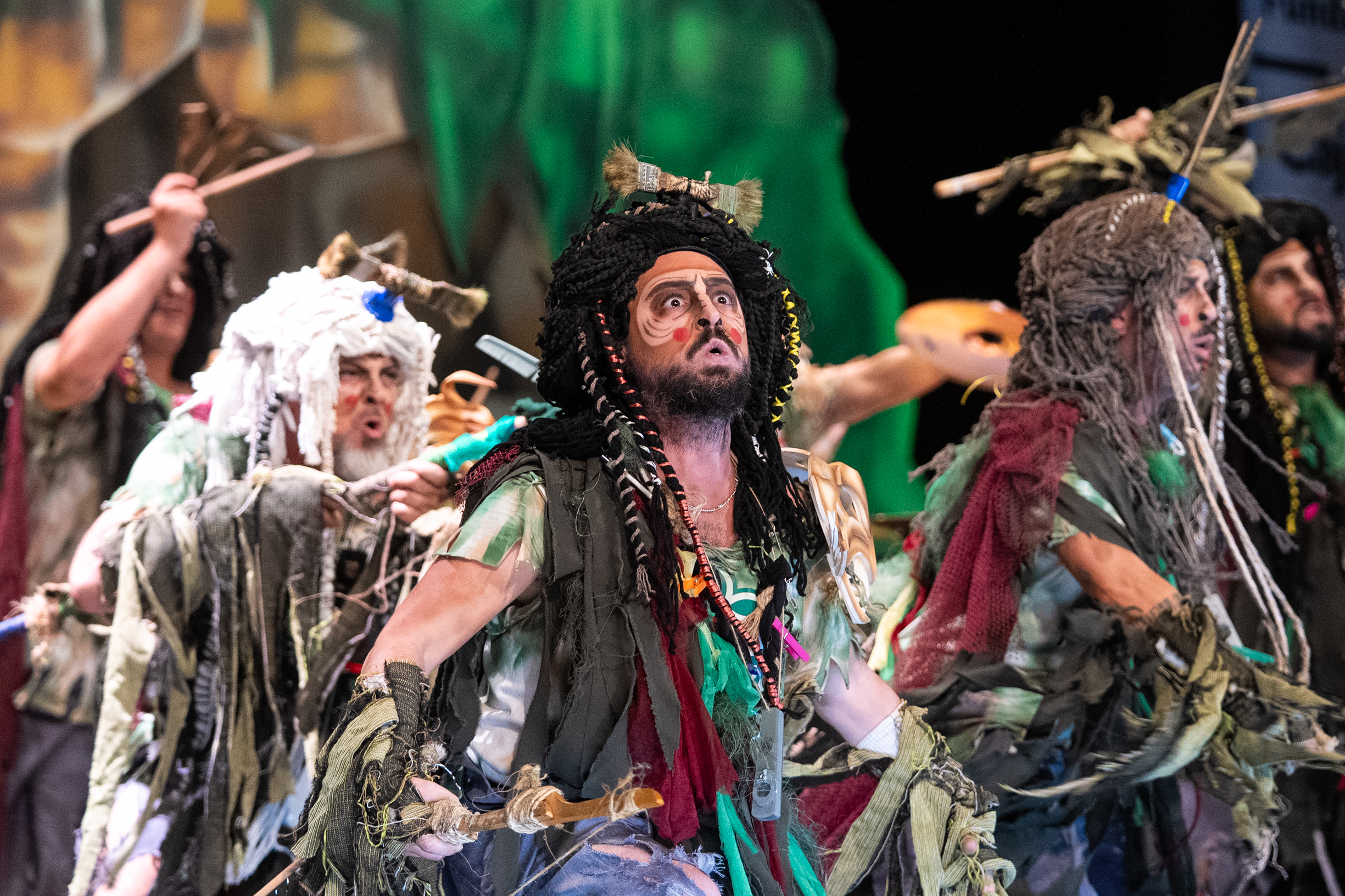 Chirigota, Los Cadisapiens (La involución) - Cuartos