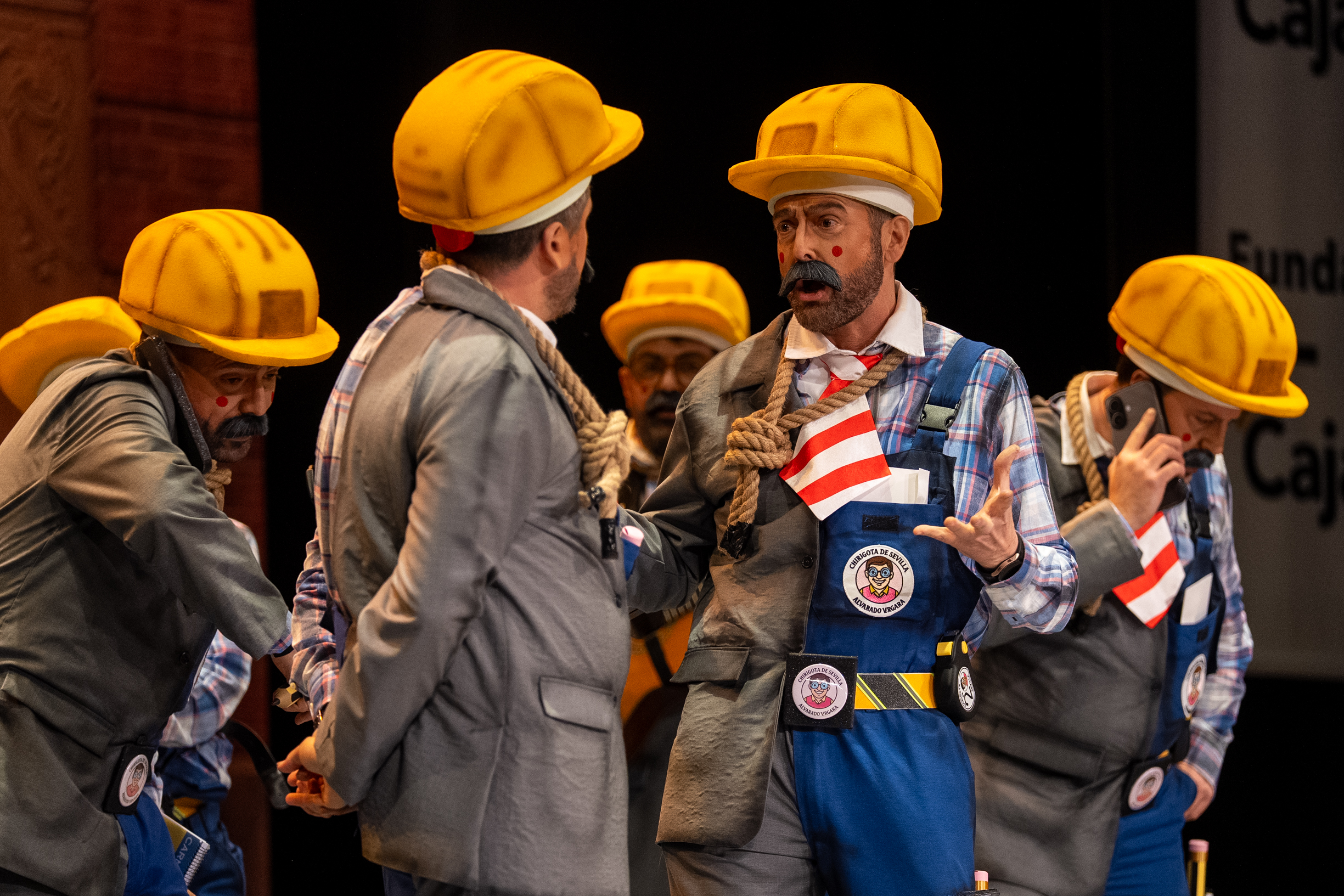 Chirigota, La comunidad autónoma - Preliminares