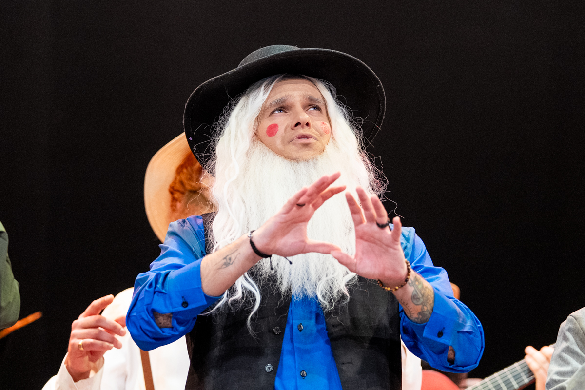 Chirigota, Los Amish del mono fuimos a por piononos (La decepción) - Gran Final