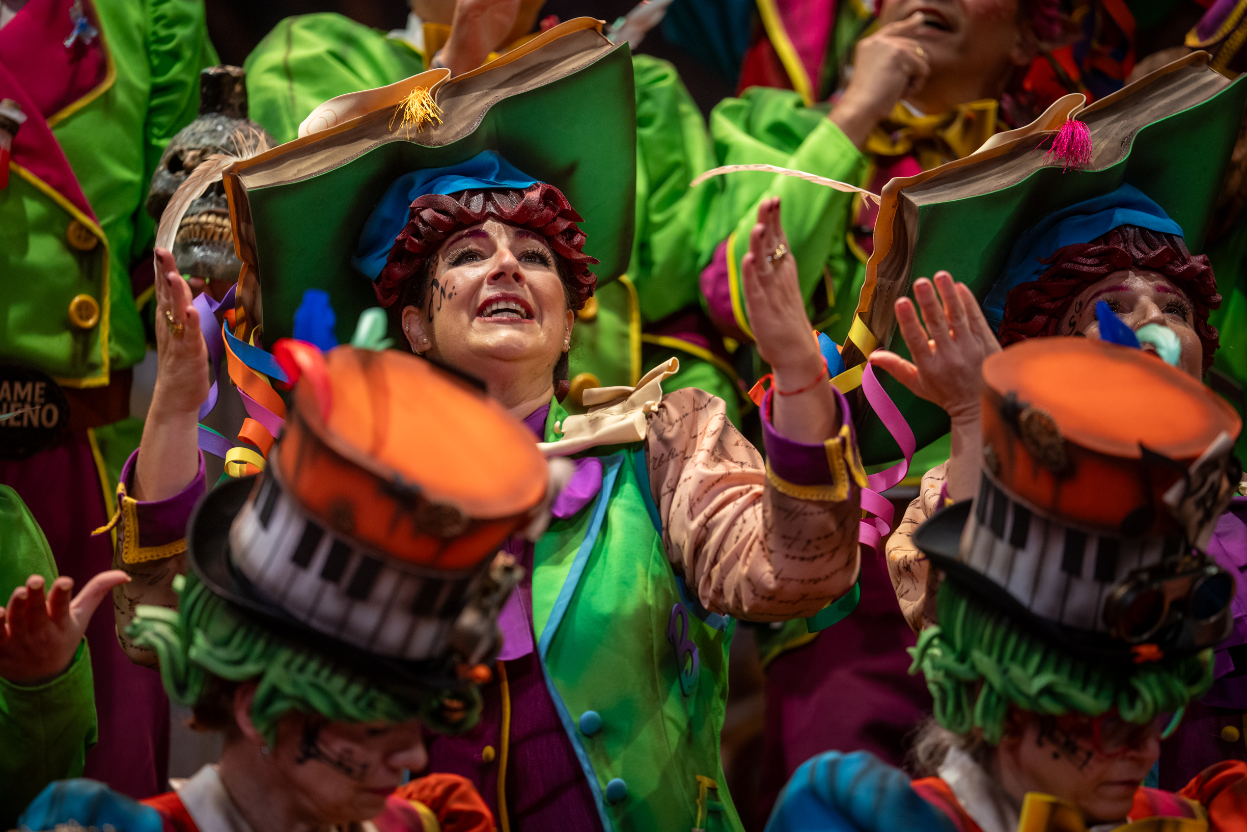 Coro, Dame veneno - Preliminares