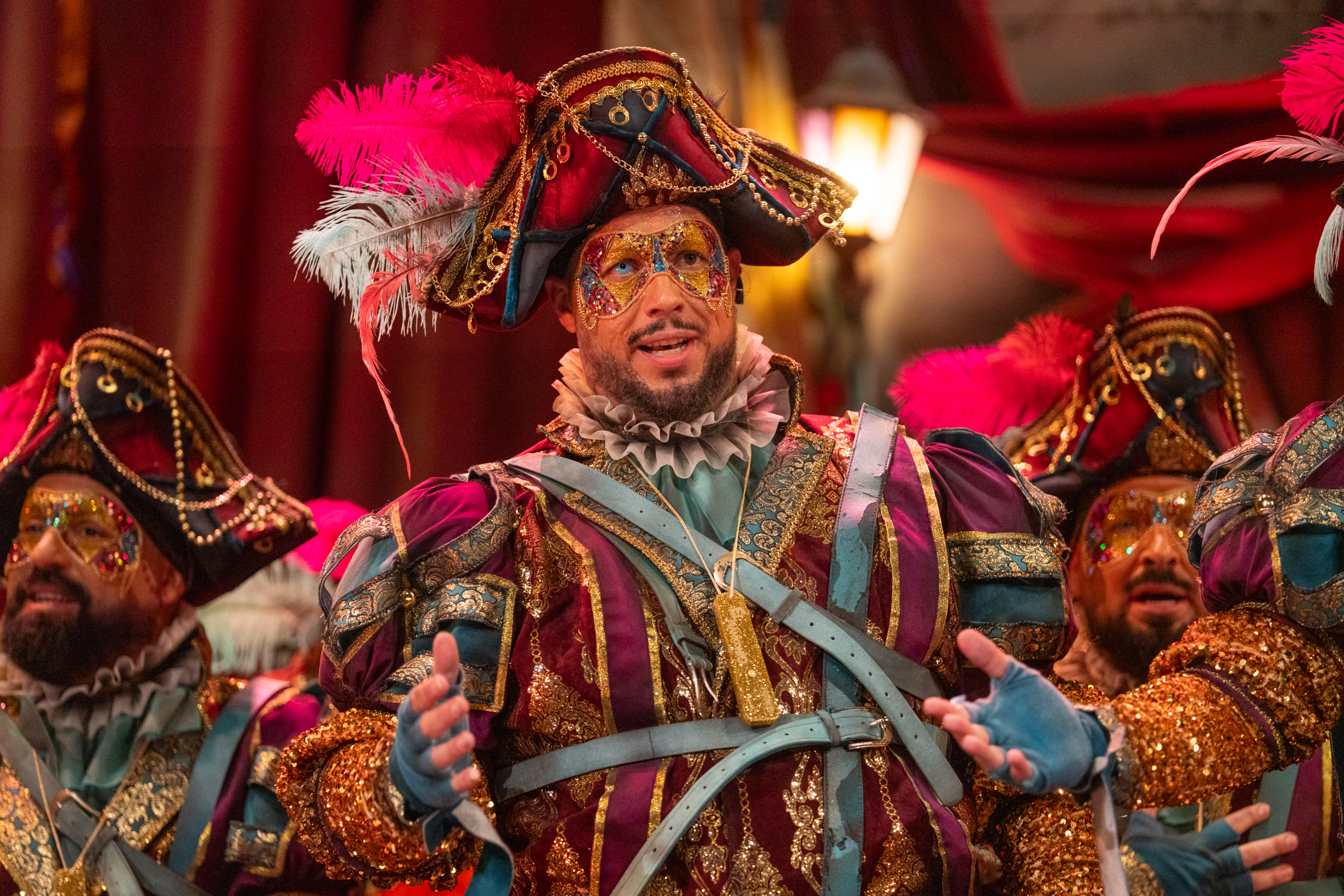 Comparsa, El manicomio - Preliminares